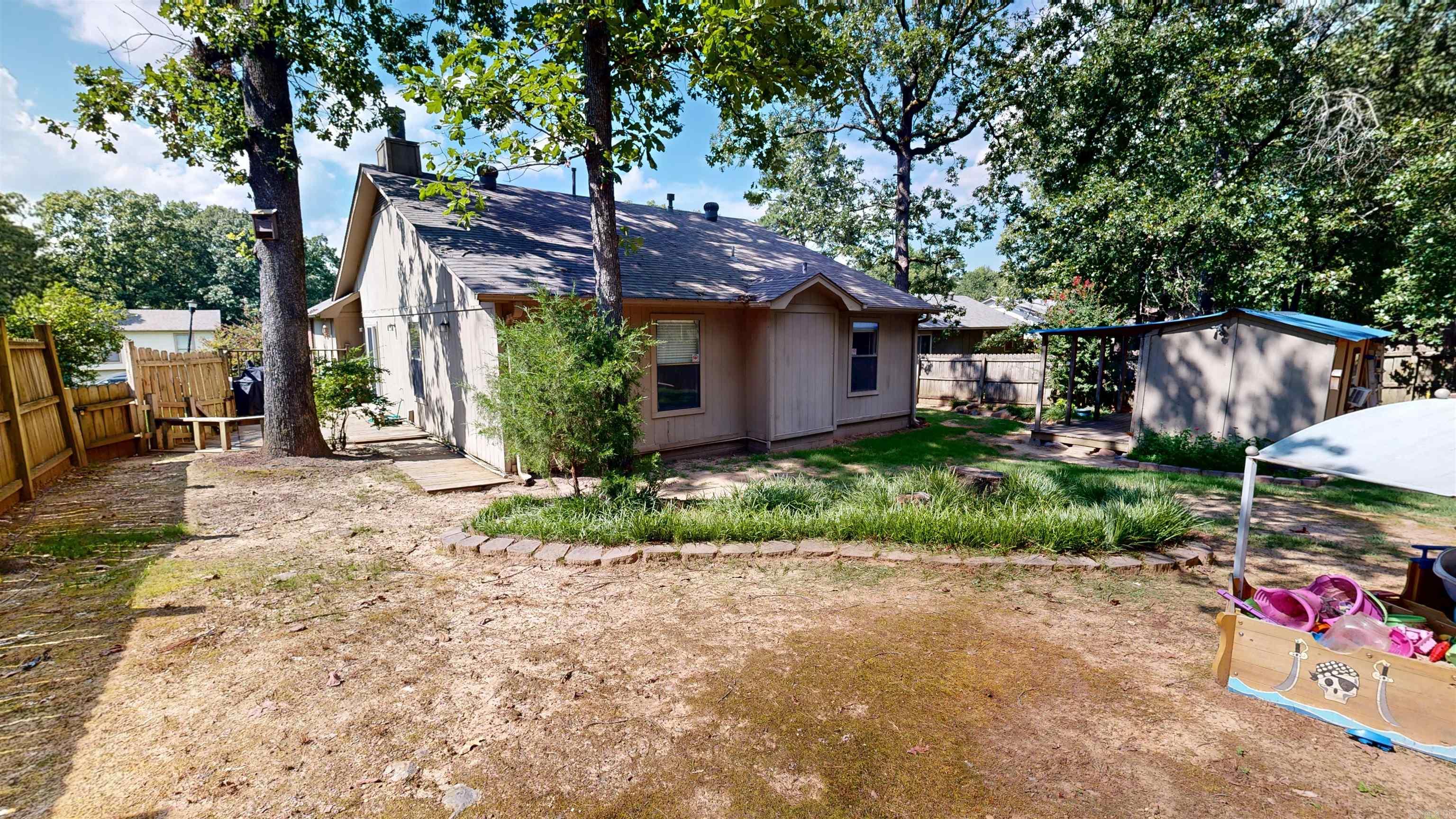 6 Oak Forest Loop