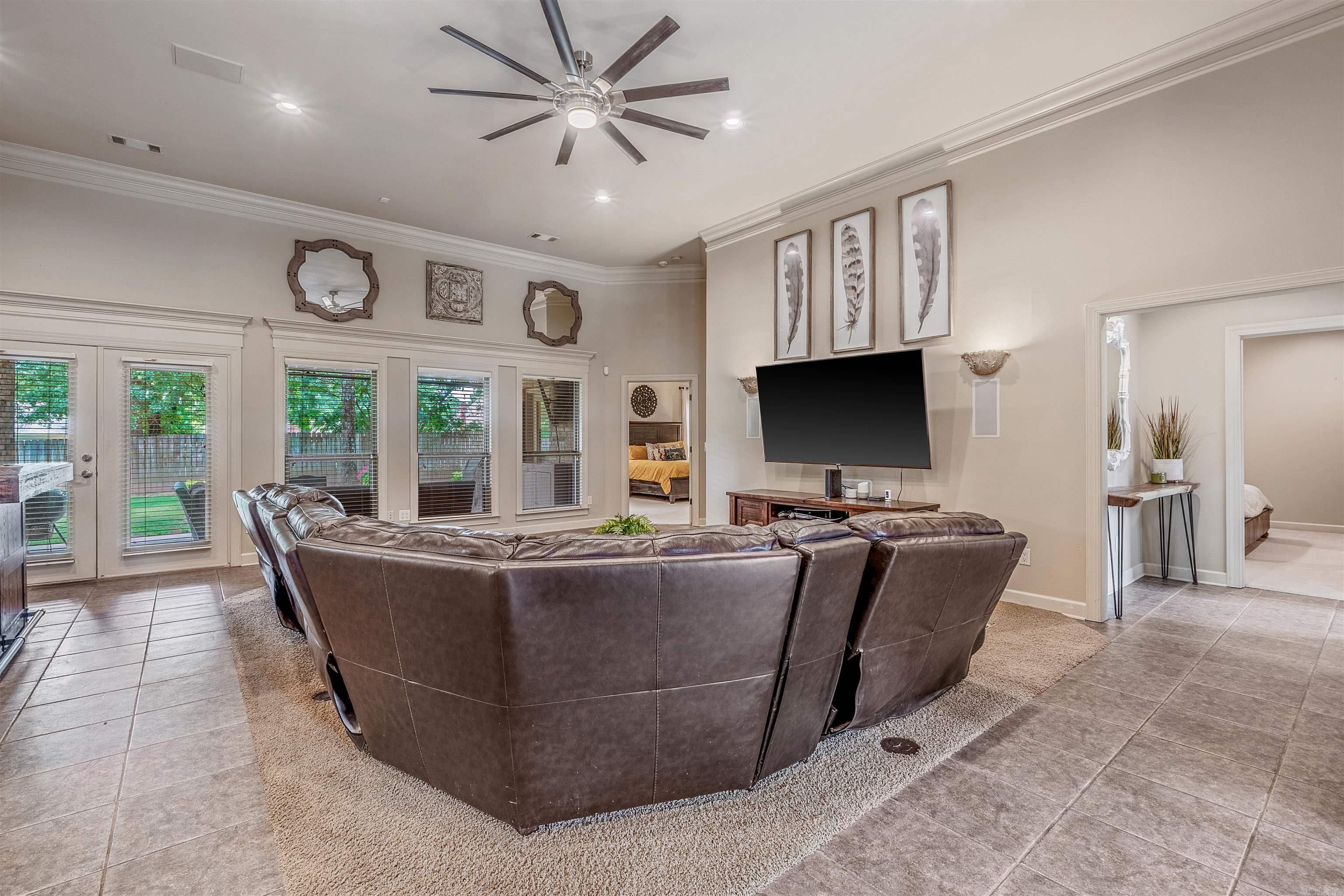 25 Southshore Cove