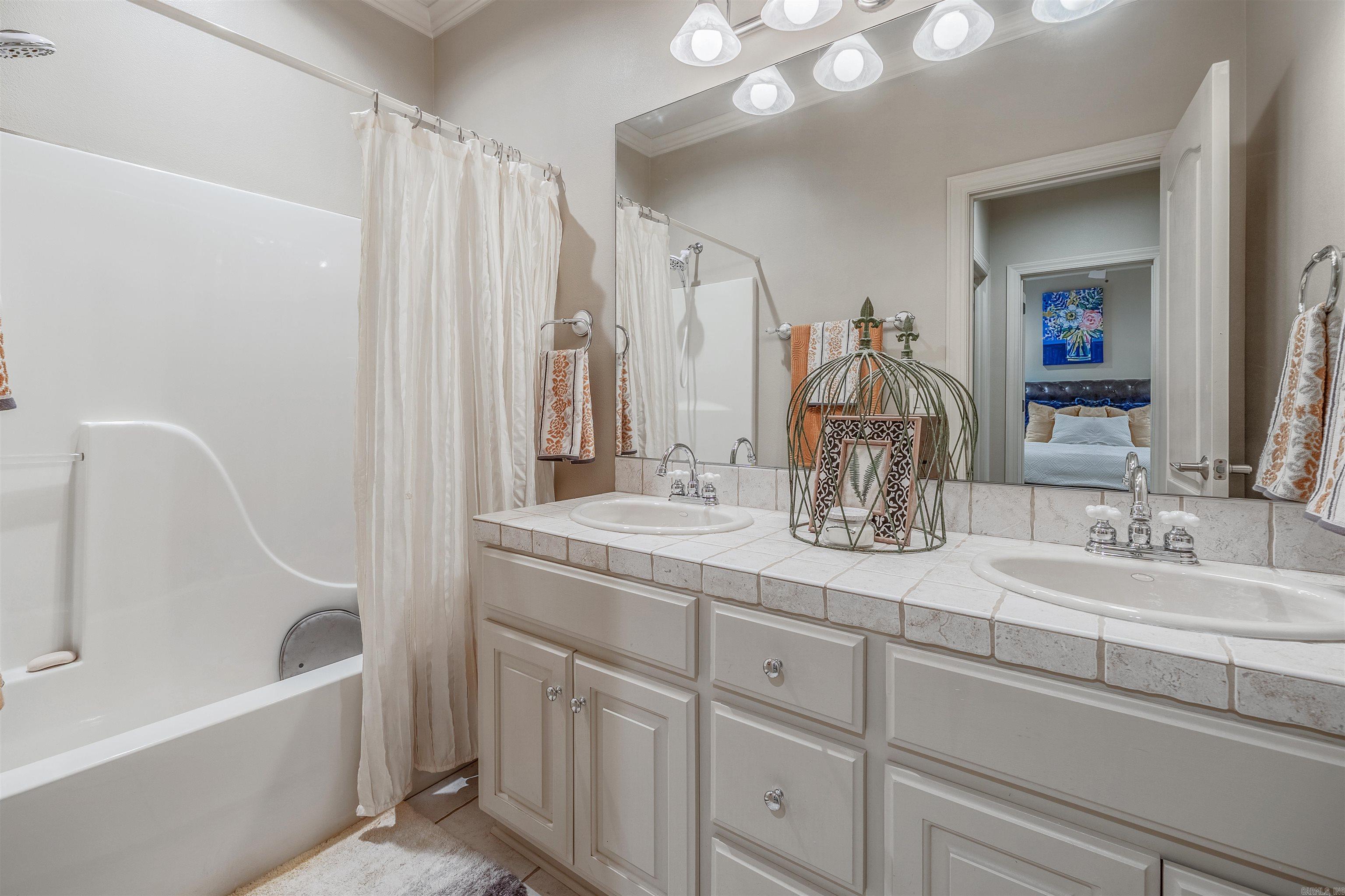 25 Southshore Cove