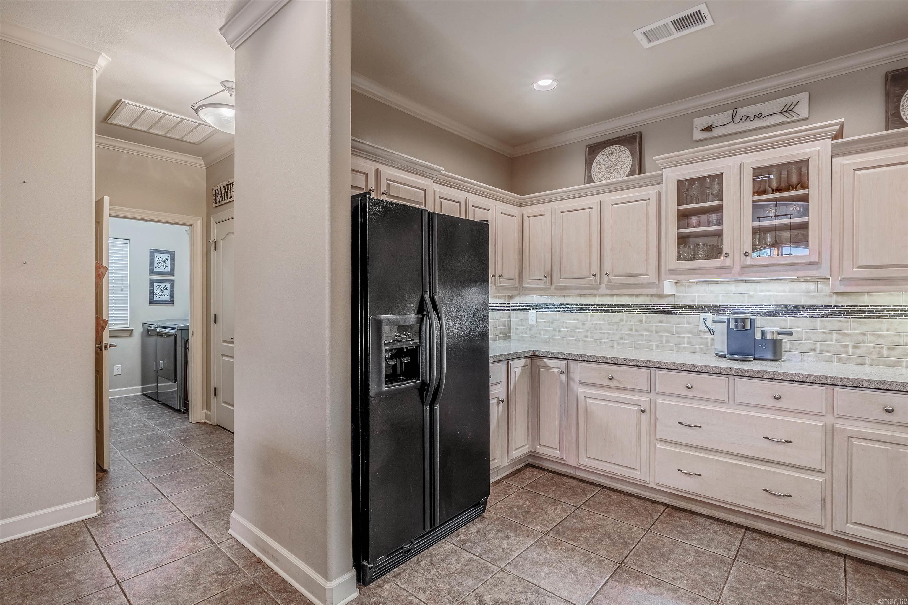 25 Southshore Cove