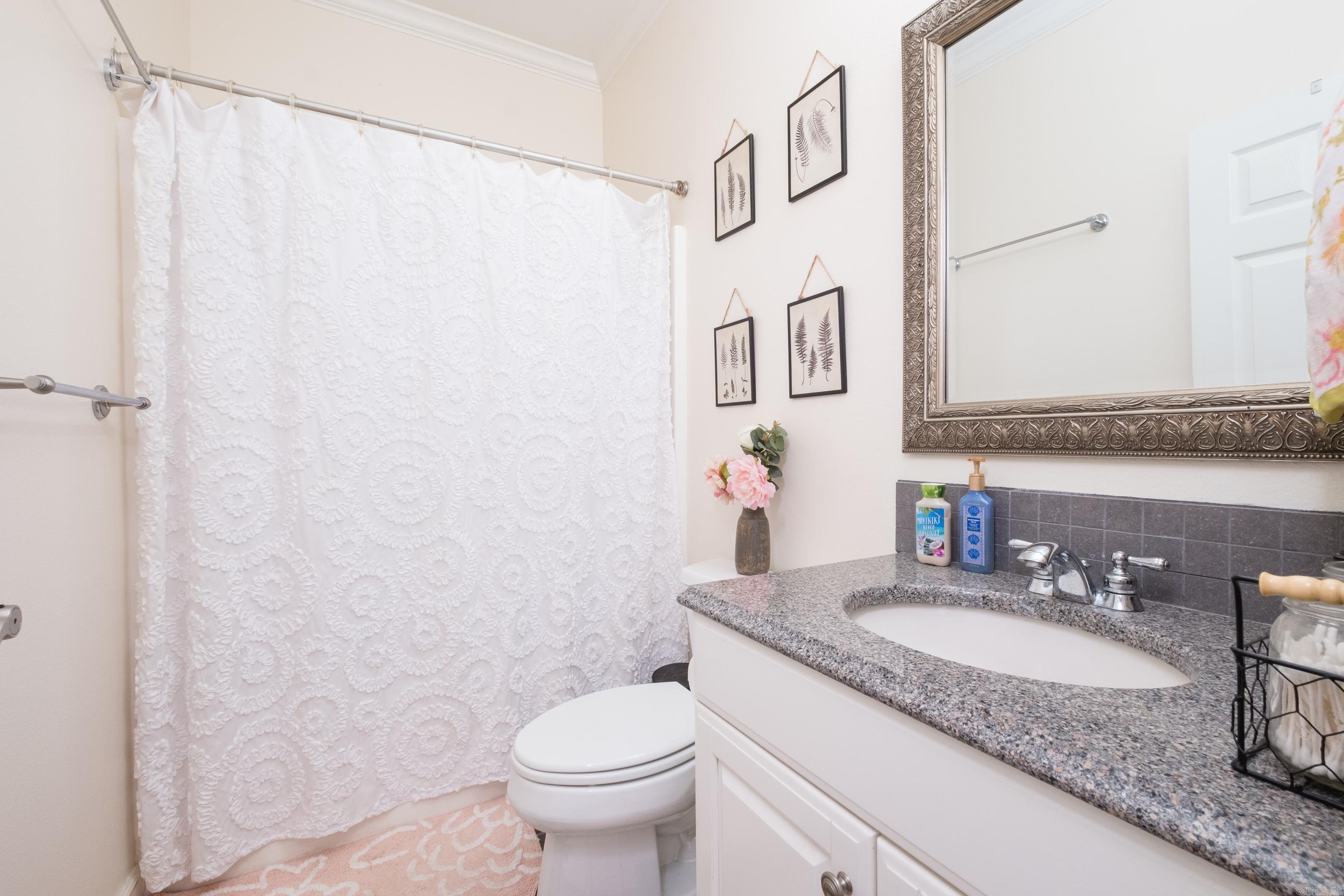 12607 Meadows Edge