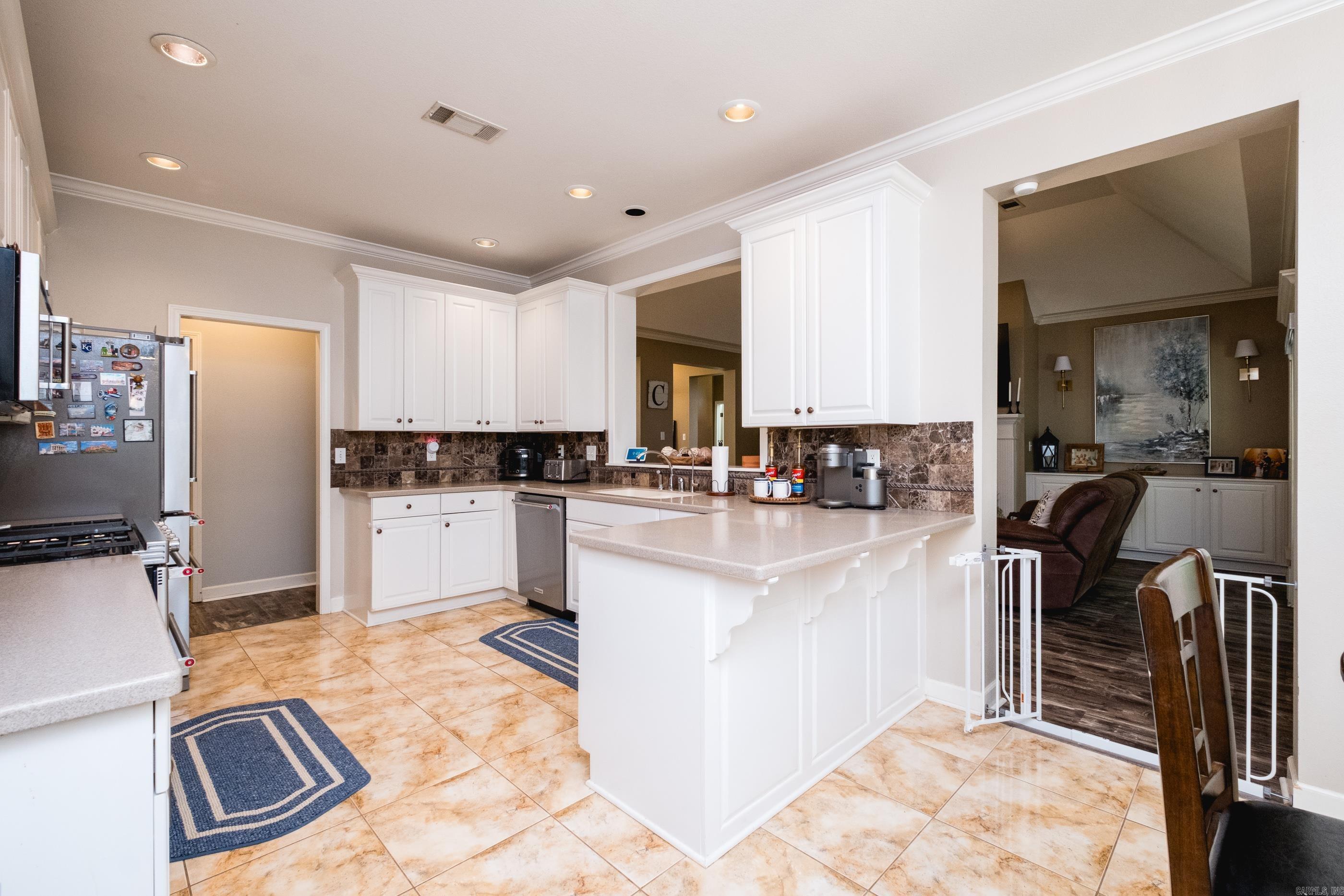 12607 Meadows Edge