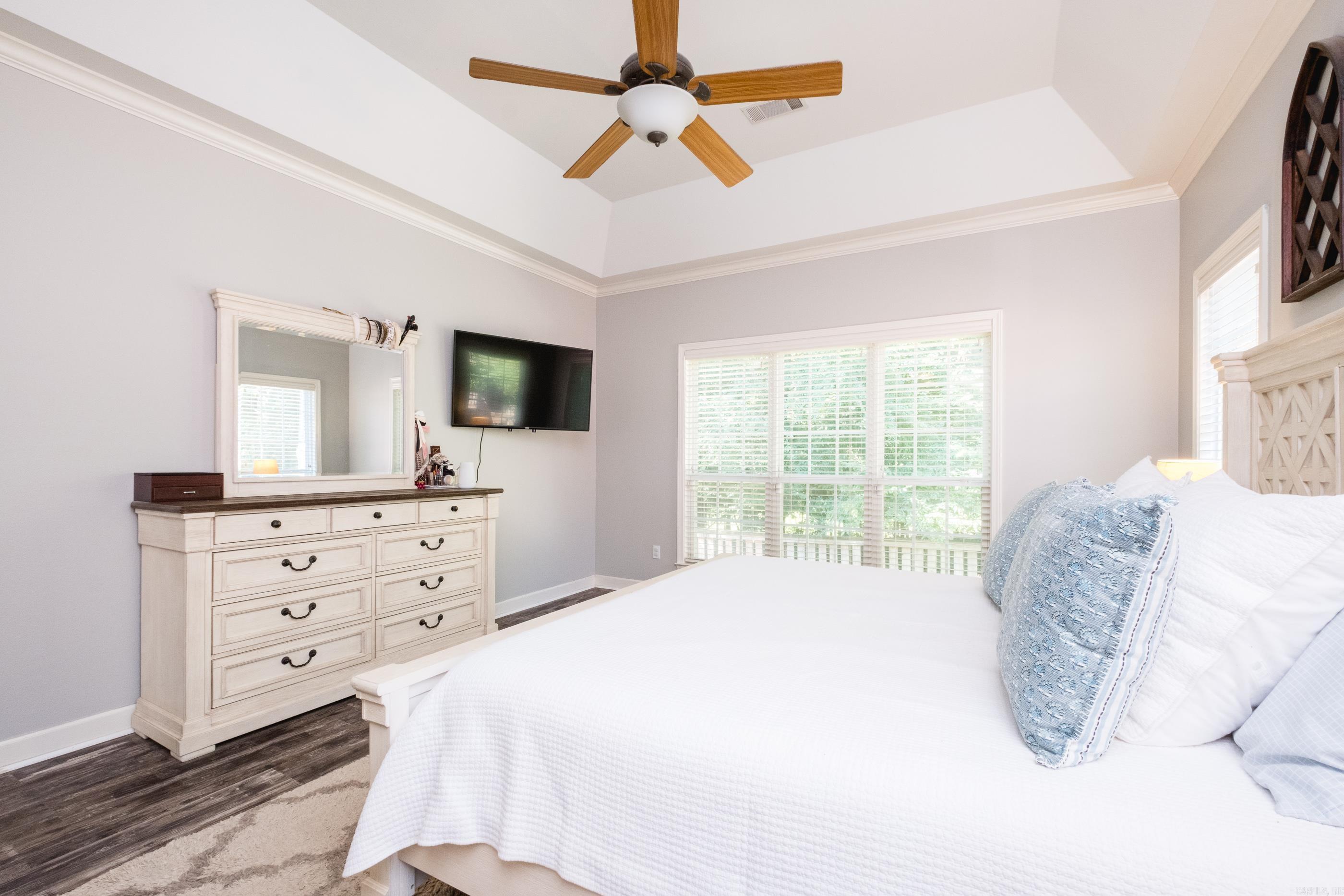 12607 Meadows Edge