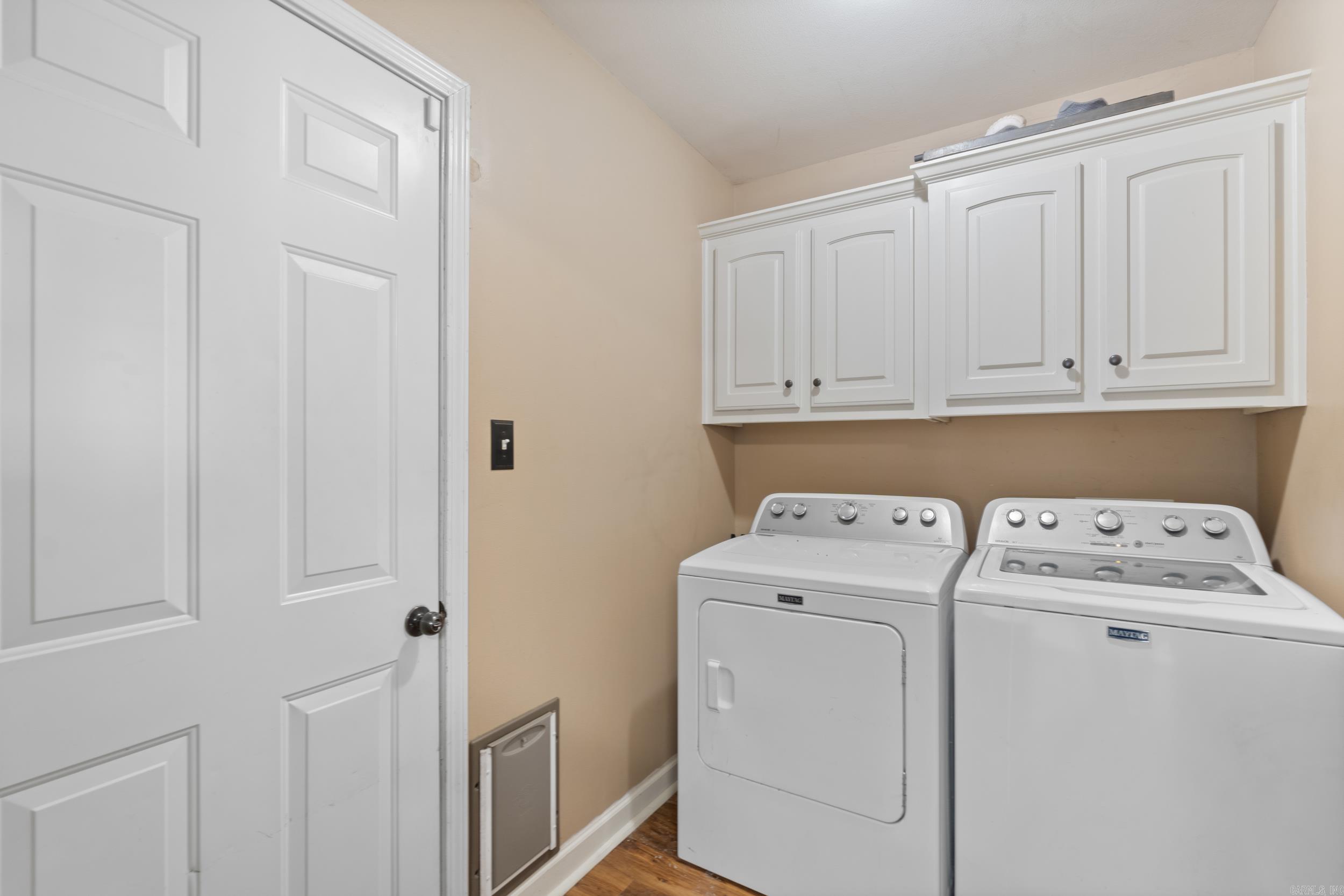 1641 White Oak Circle