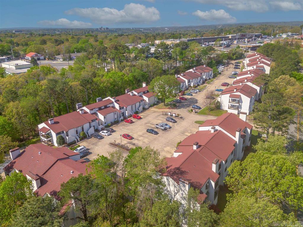 301 Kings Row Drive, 314