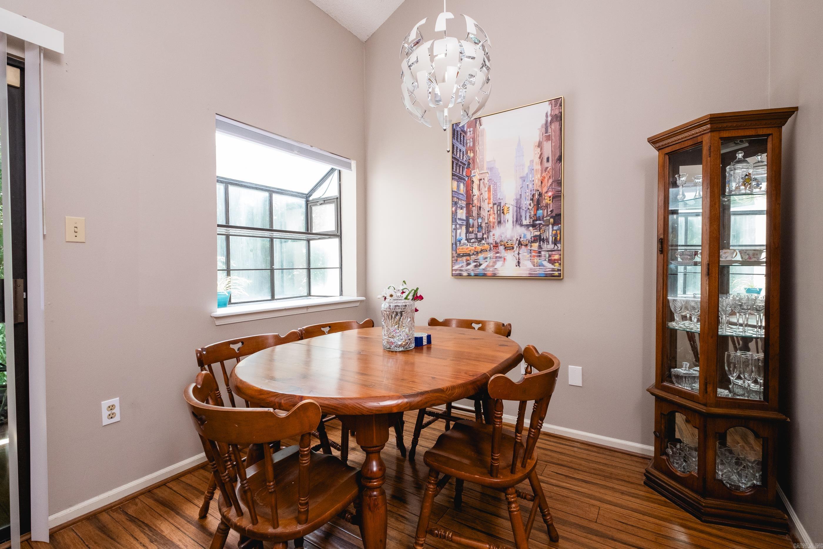 301 Kings Row Drive, 314
