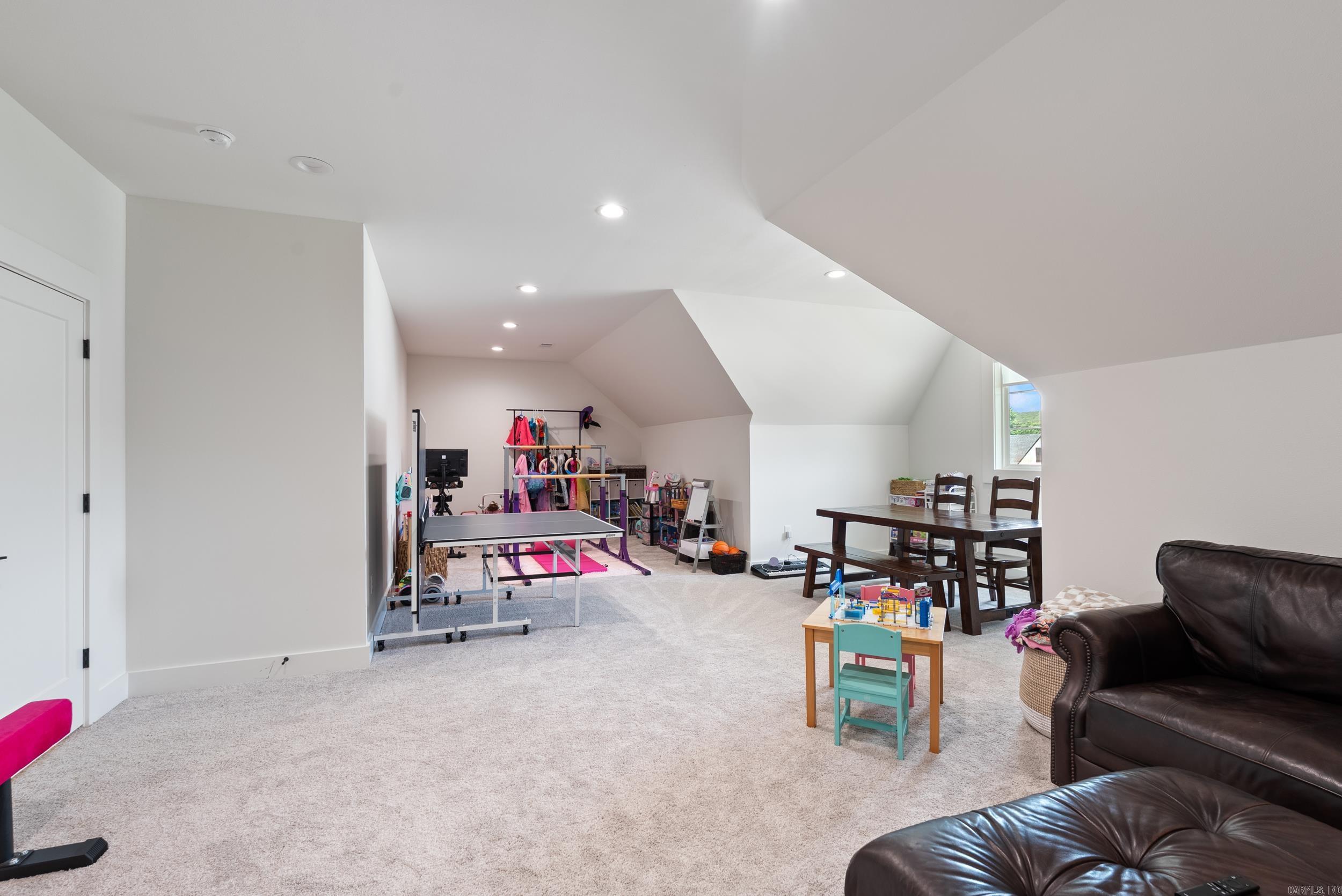 3525 Juniper Drive