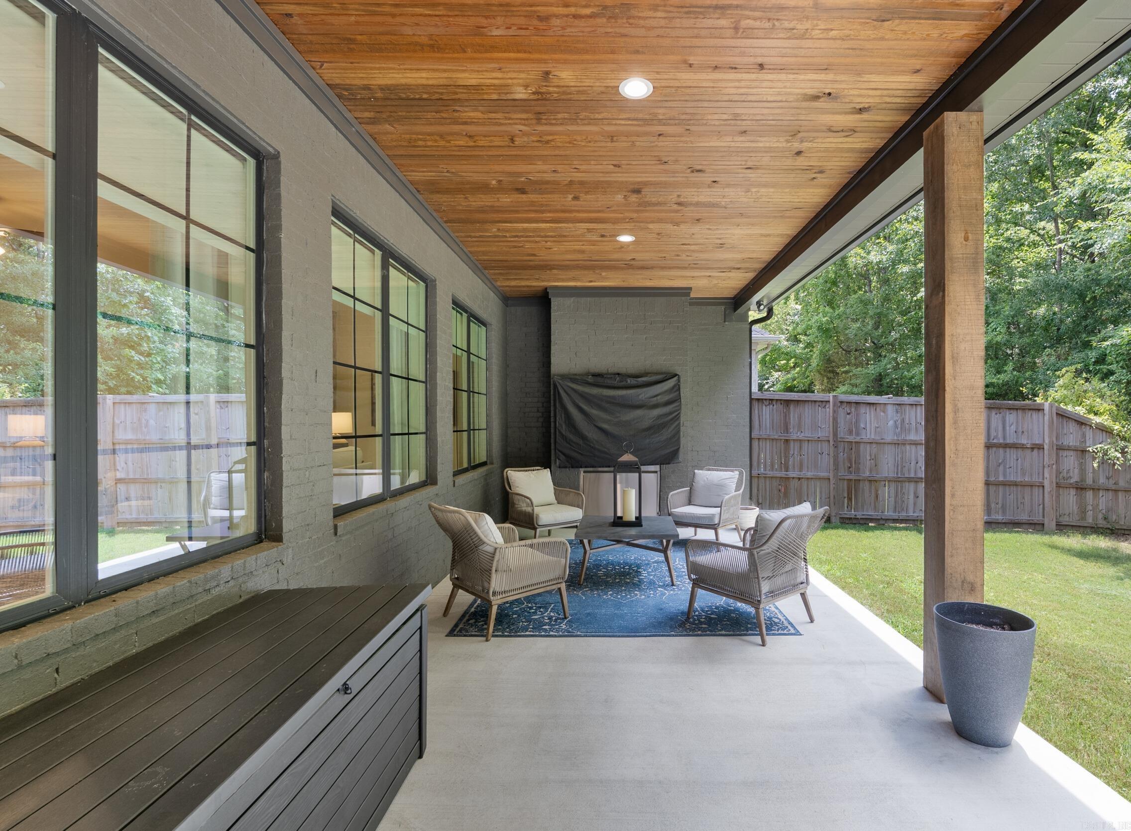 3525 Juniper Drive