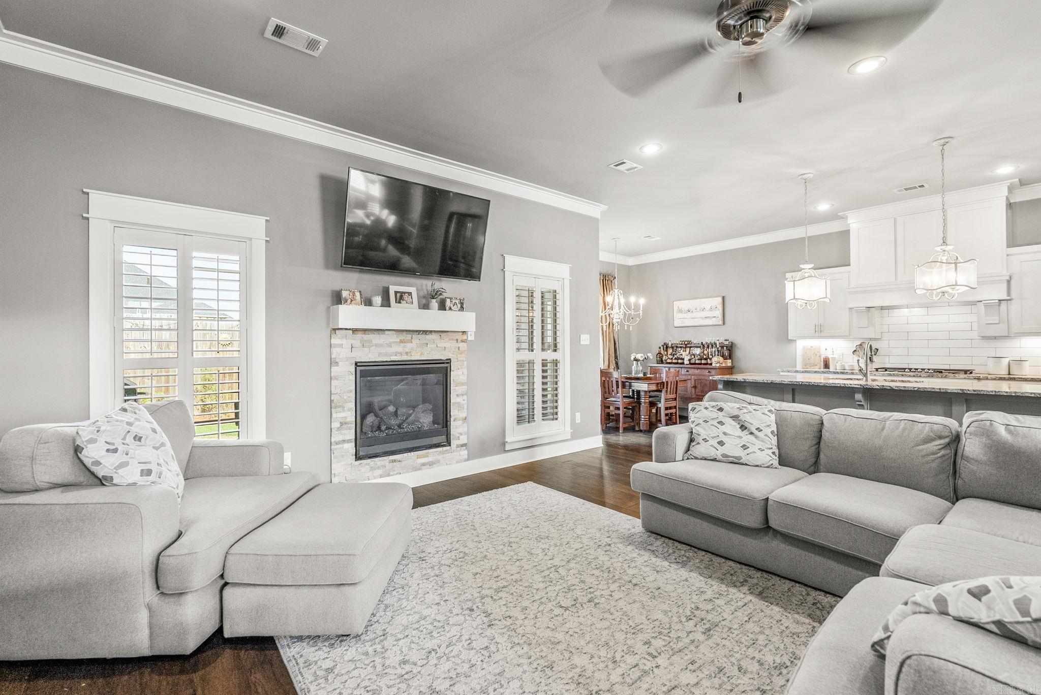 1885 Mullberry Drive