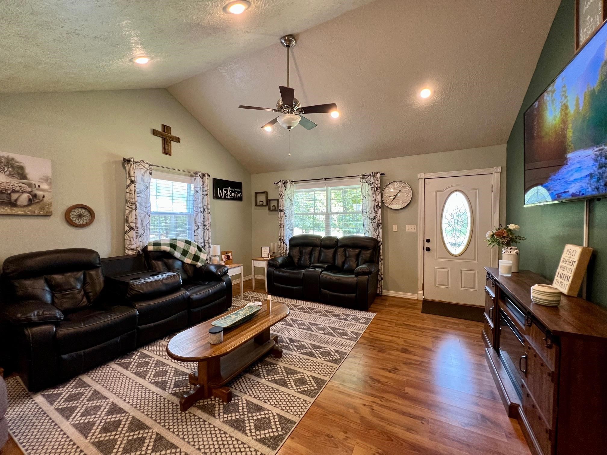 108 Dusty Trail