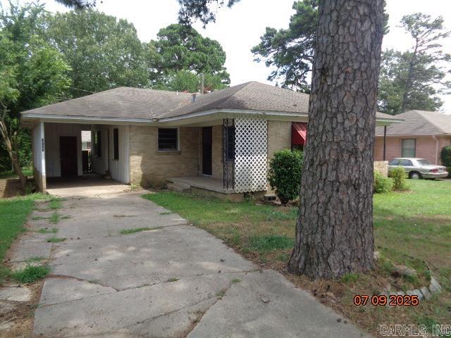 1805 S Van Buren Street