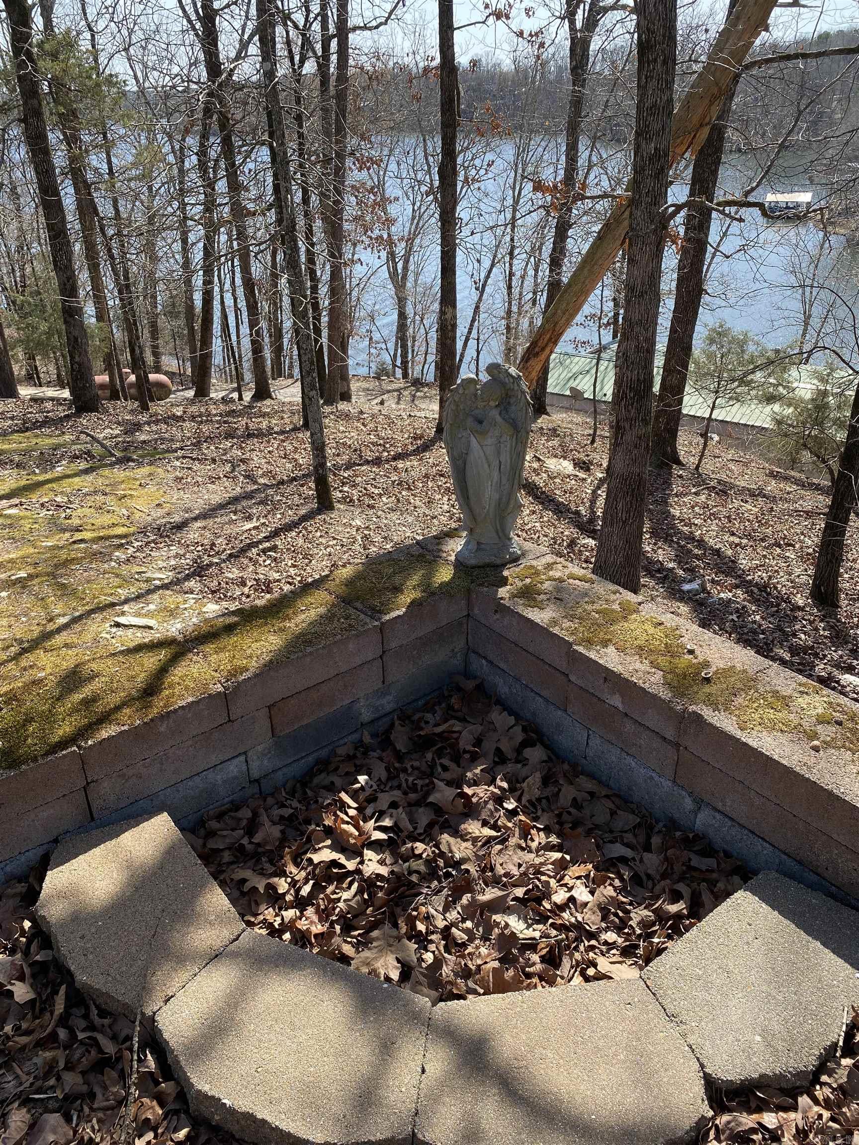 17300 Cabes Point Road