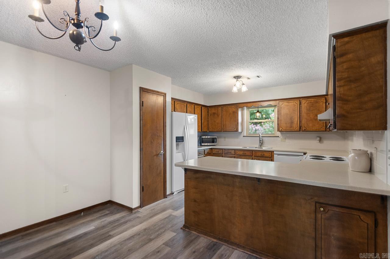 31 Kensington Drive
