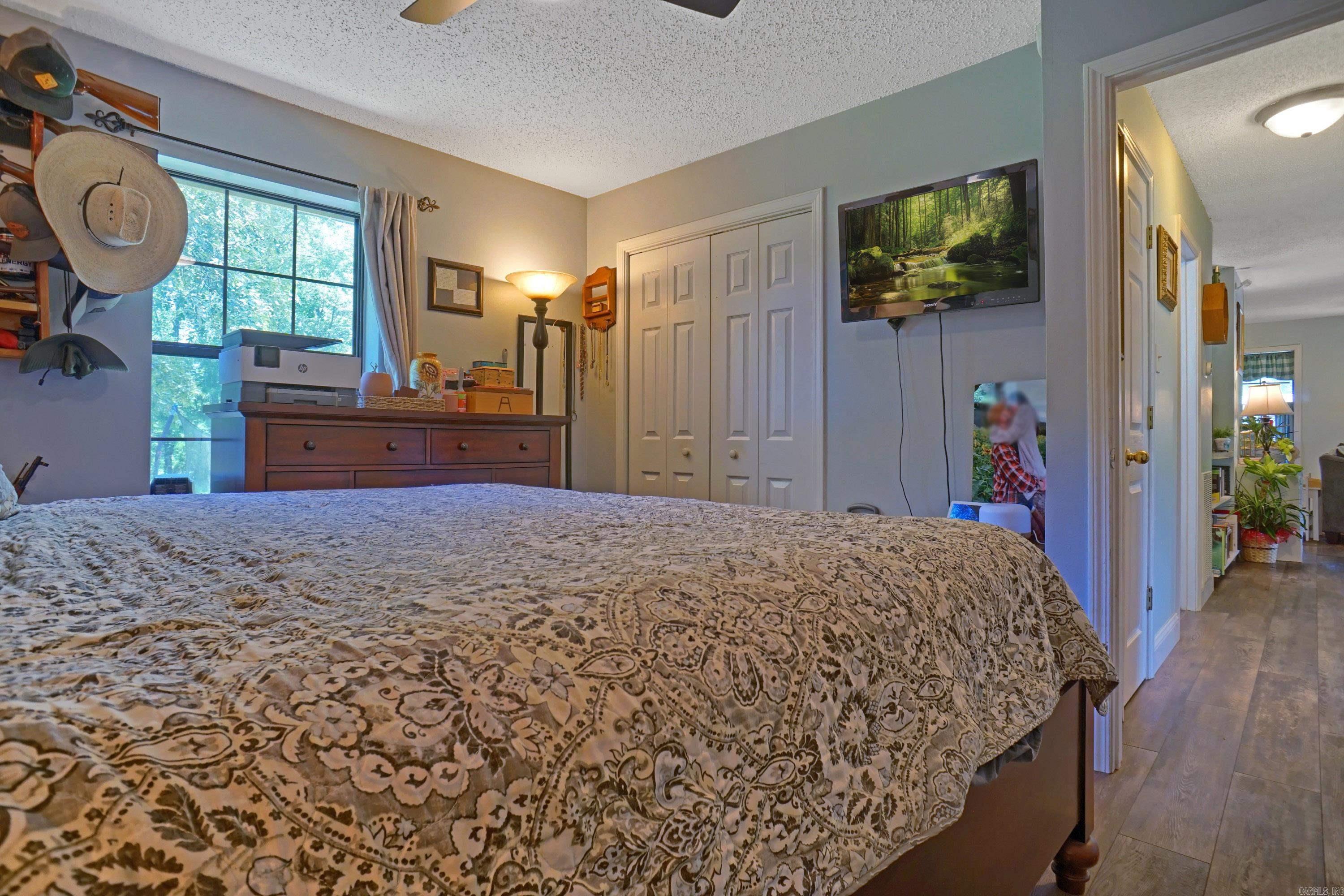 152 Holts Road