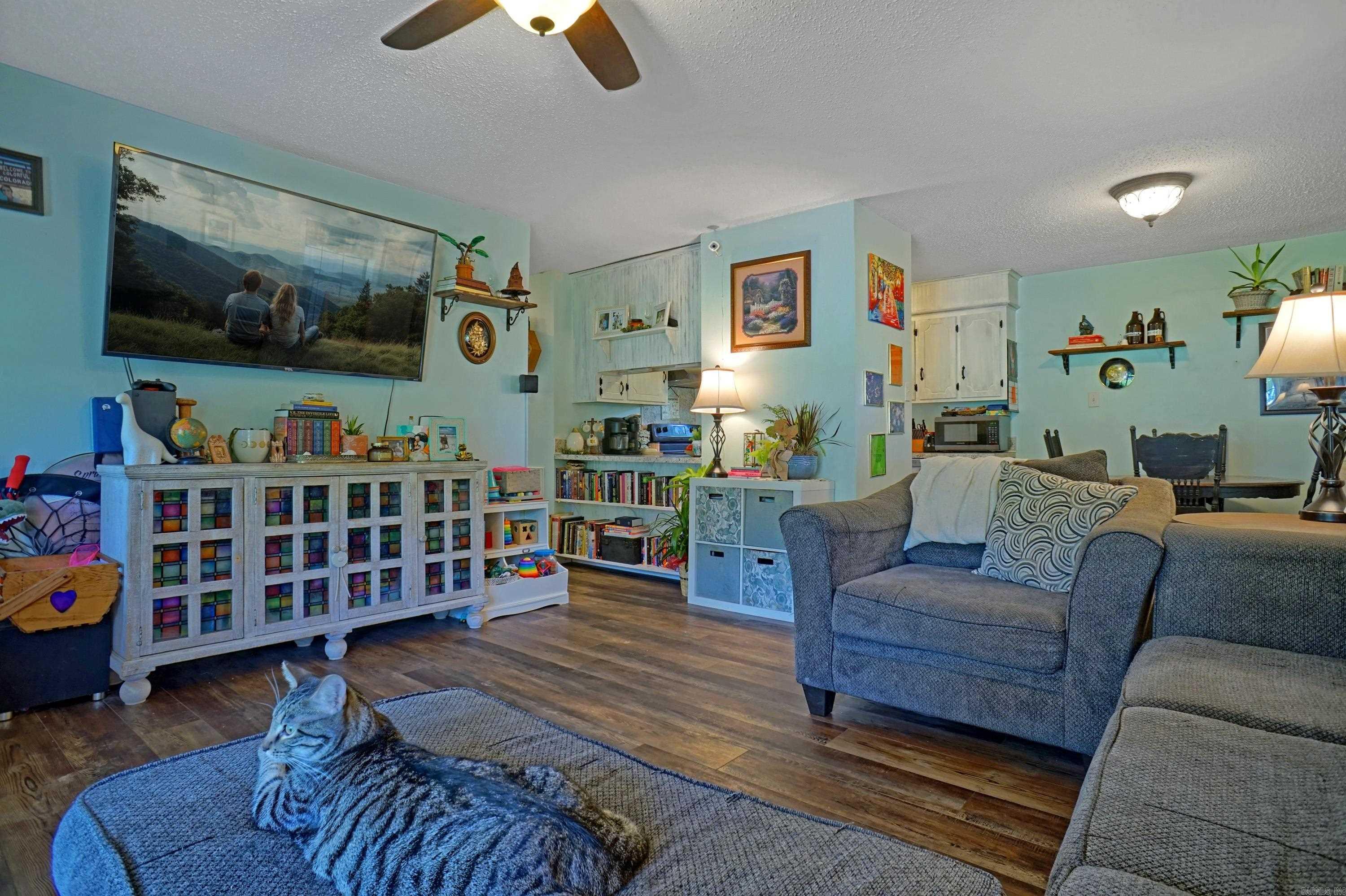152 Holts Road