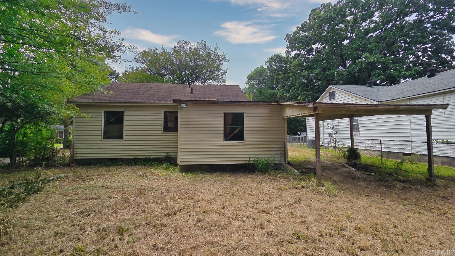 715 Division Street