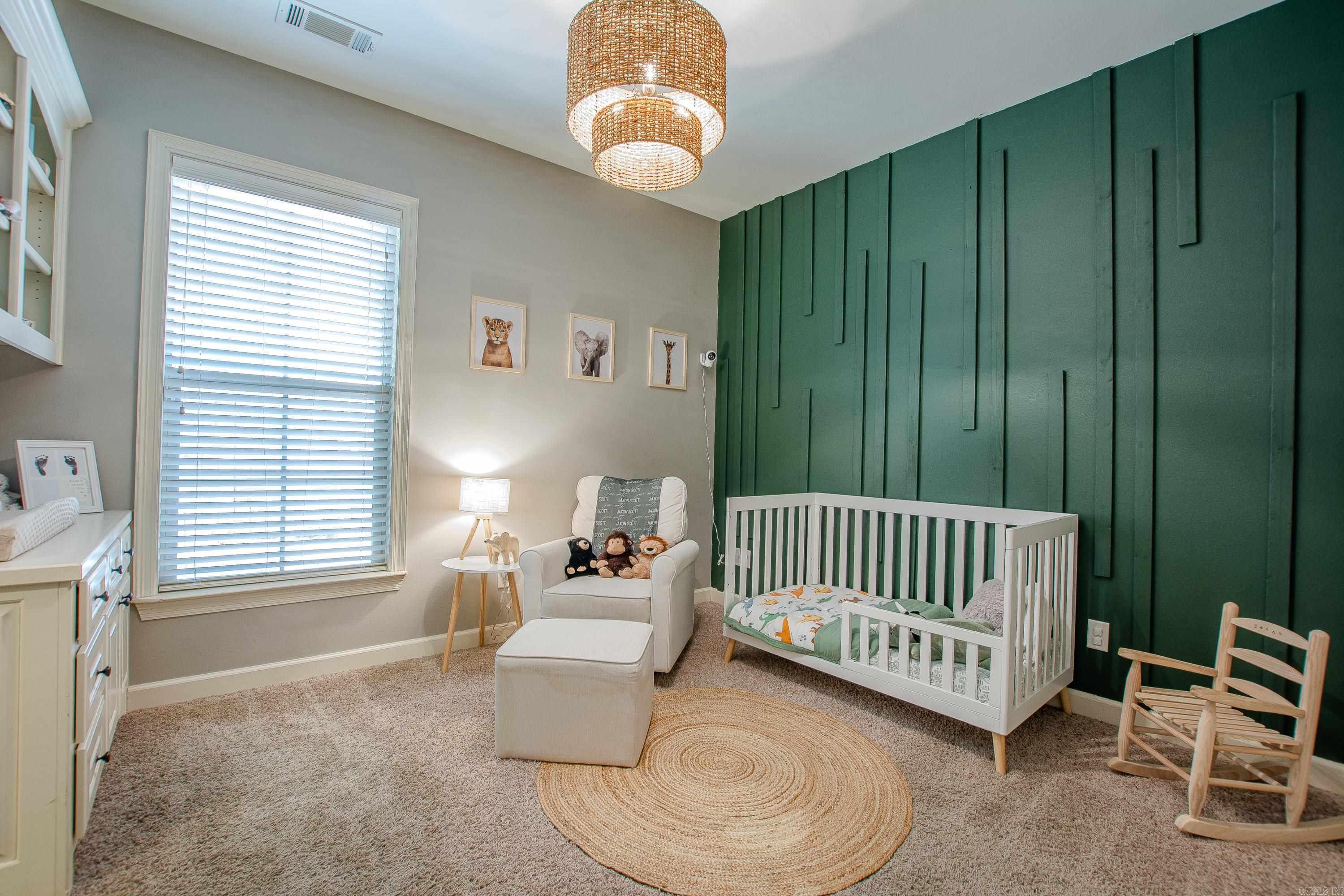 3611 Robinwood Circle