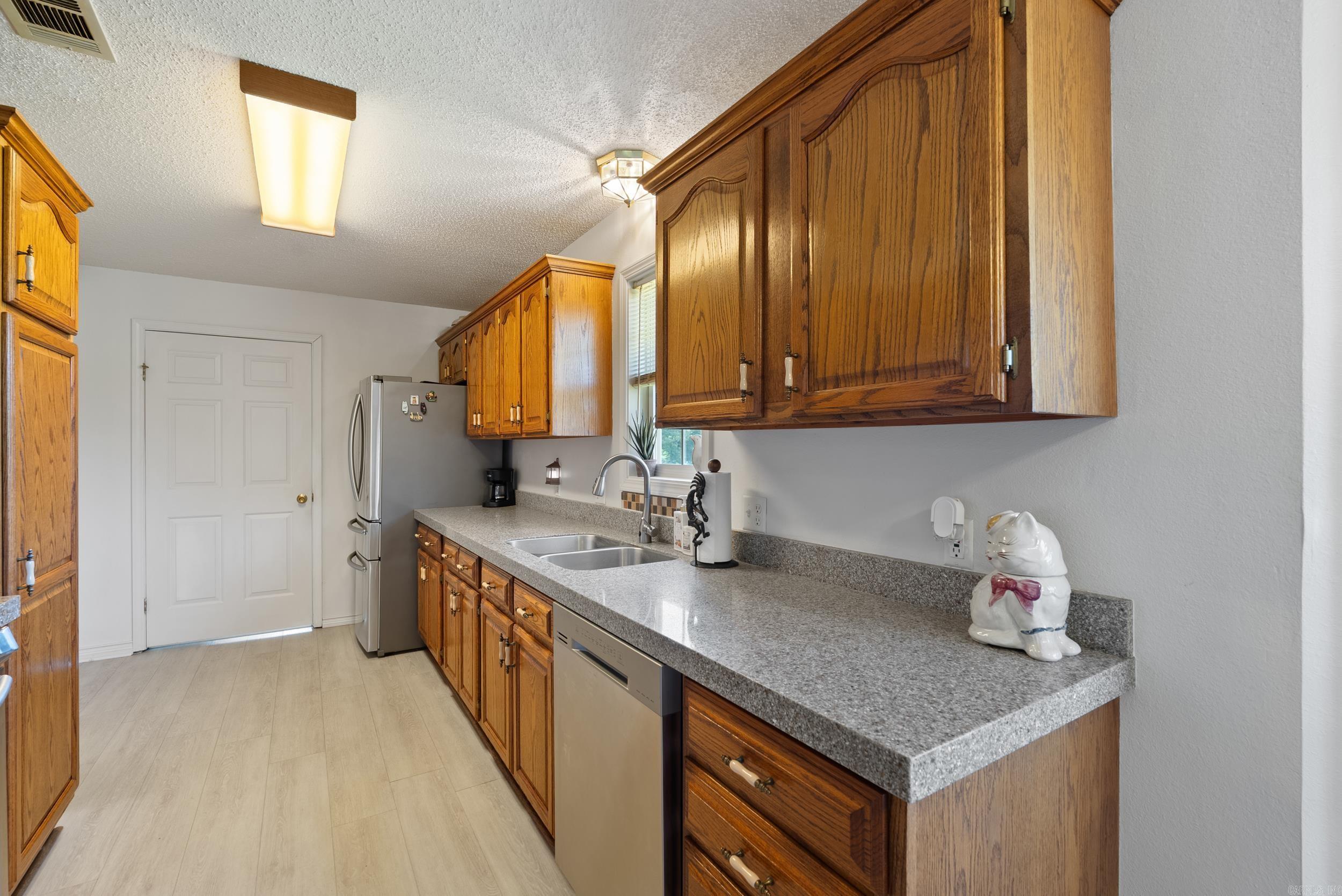 114 Lynnwood Acres