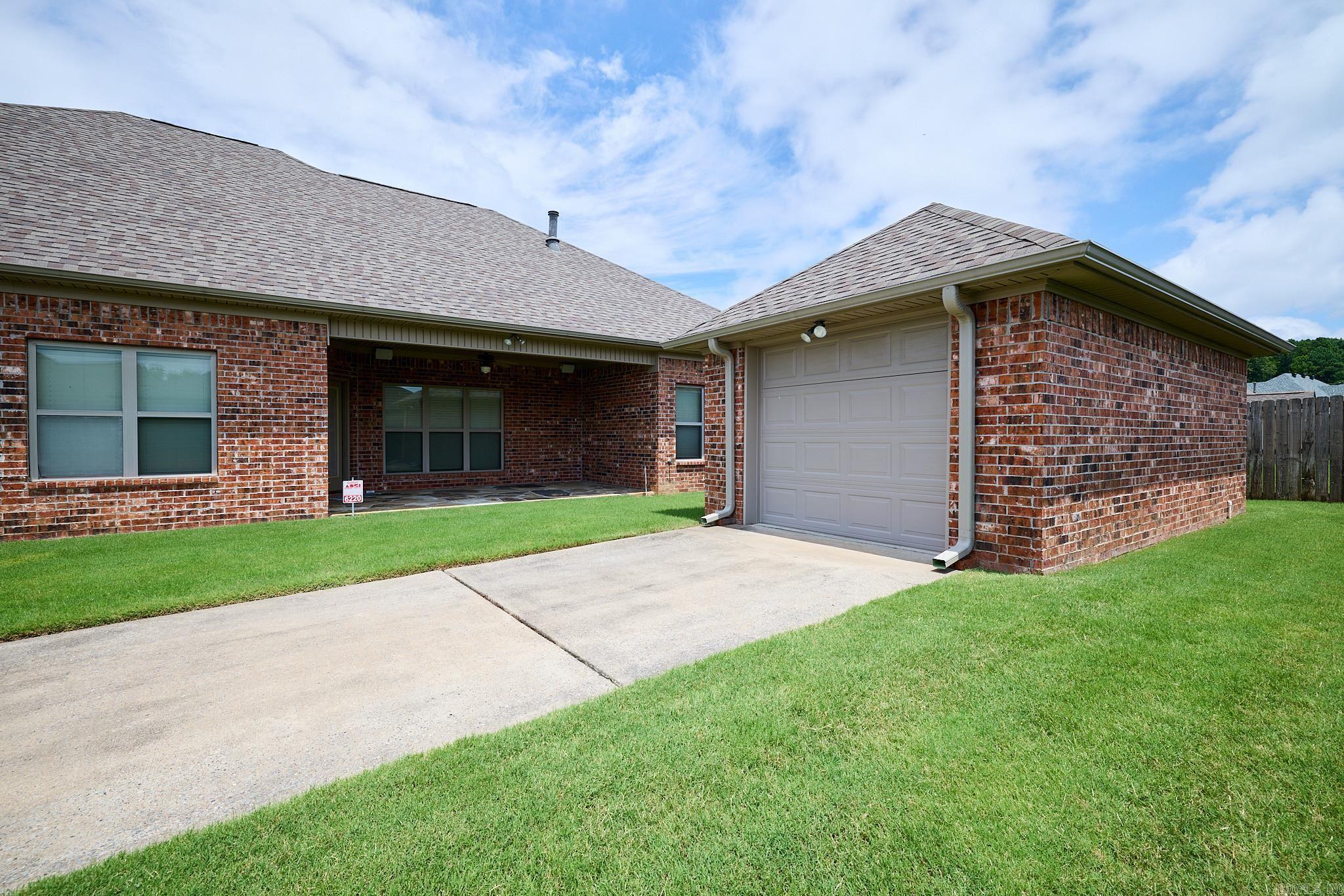 6220 Pierce Manse Loop