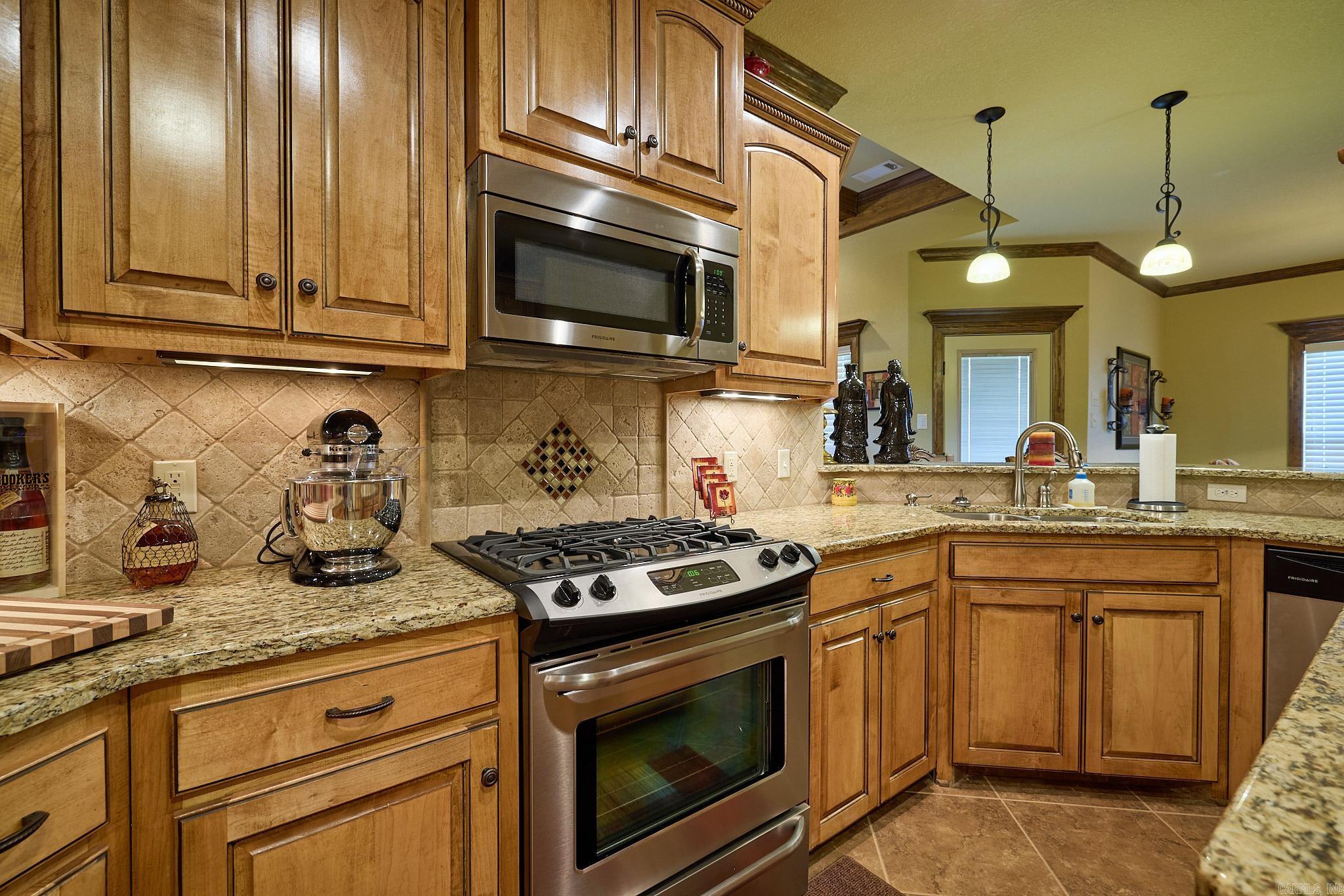 6220 Pierce Manse Loop