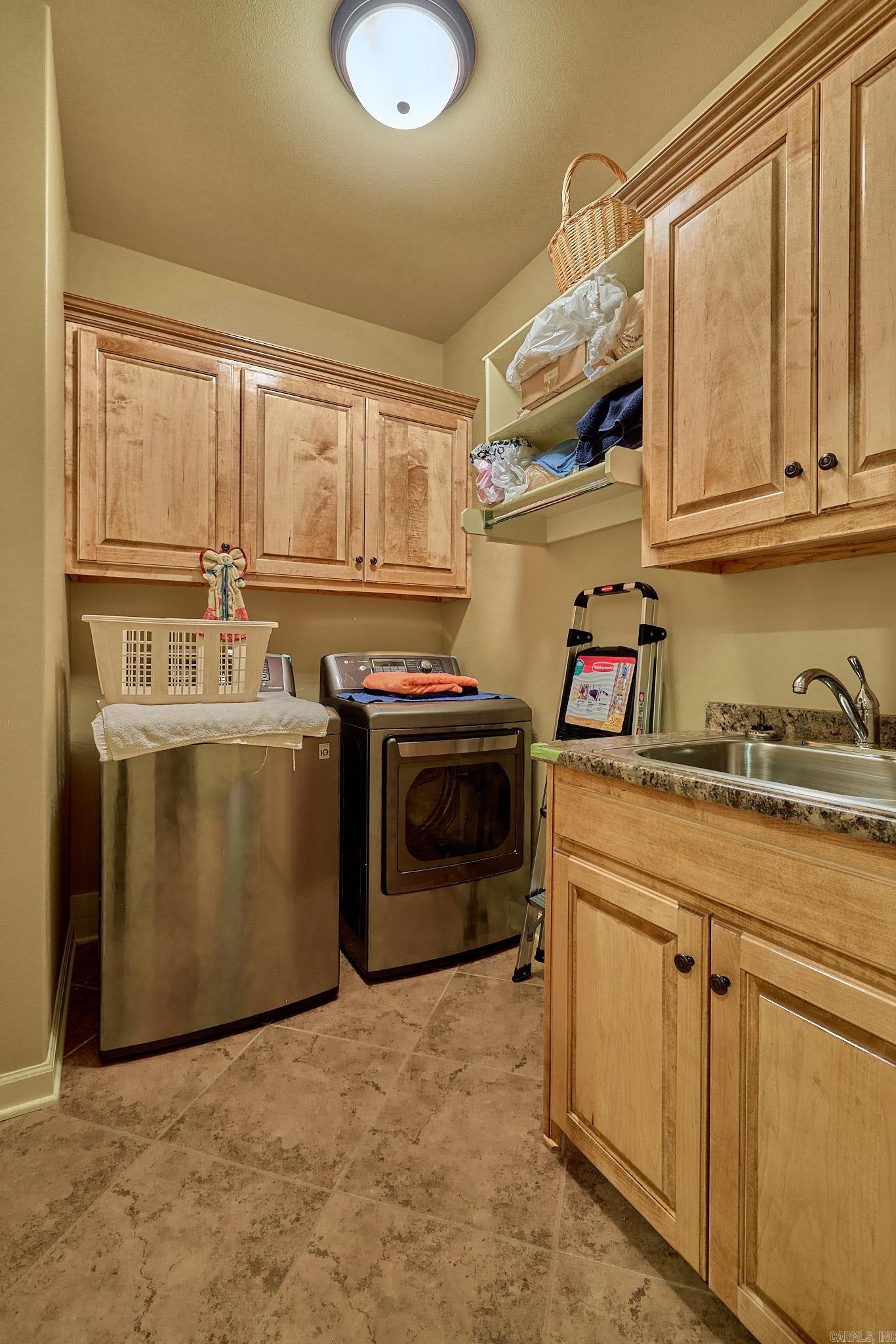 6220 Pierce Manse Loop