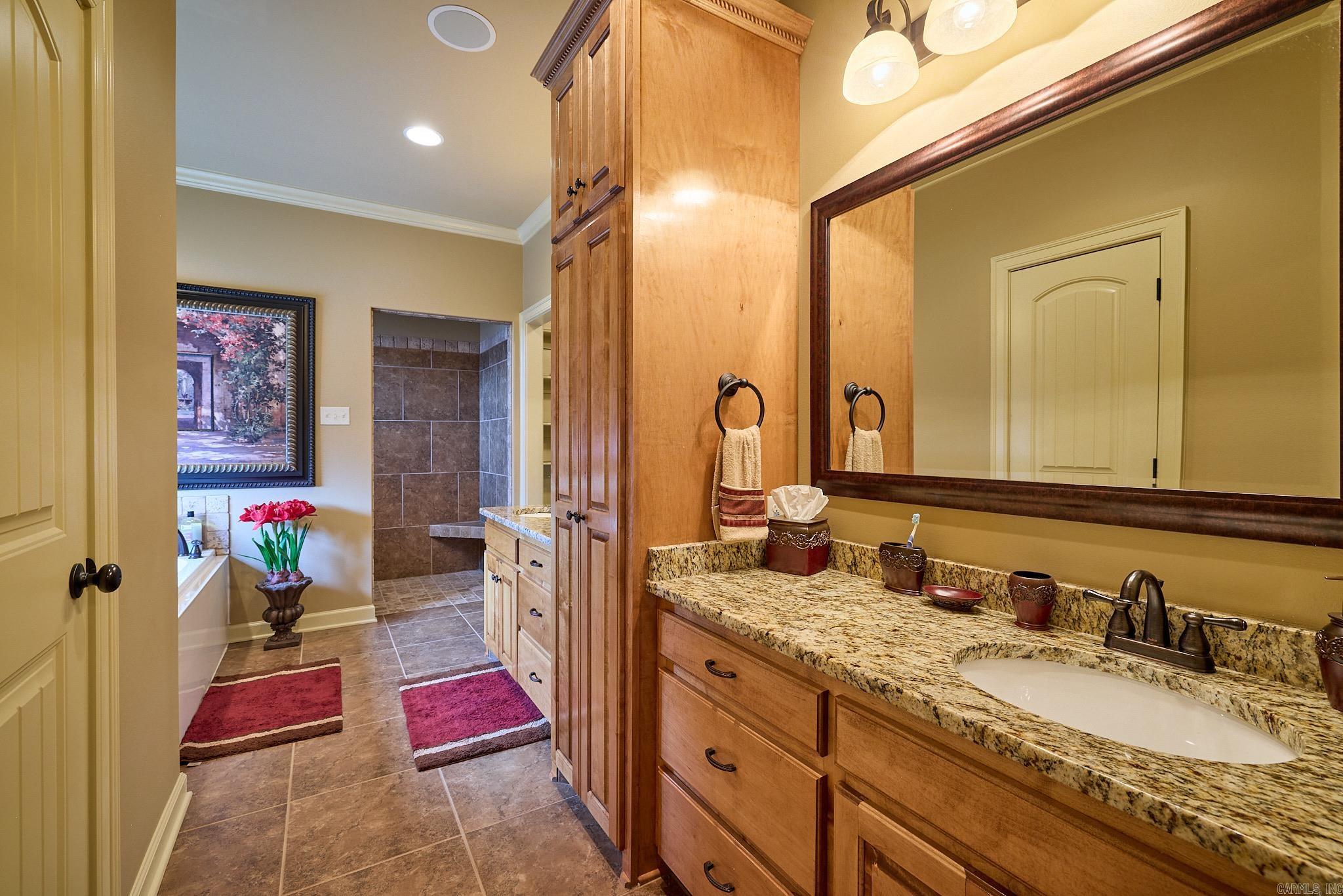 6220 Pierce Manse Loop