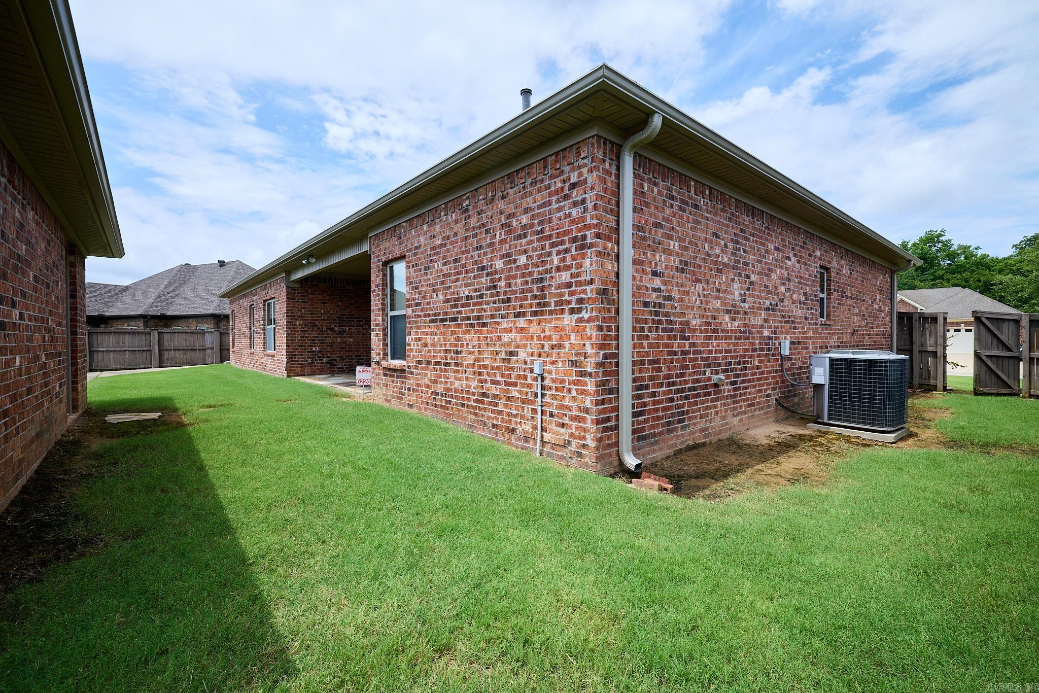 6220 Pierce Manse Loop