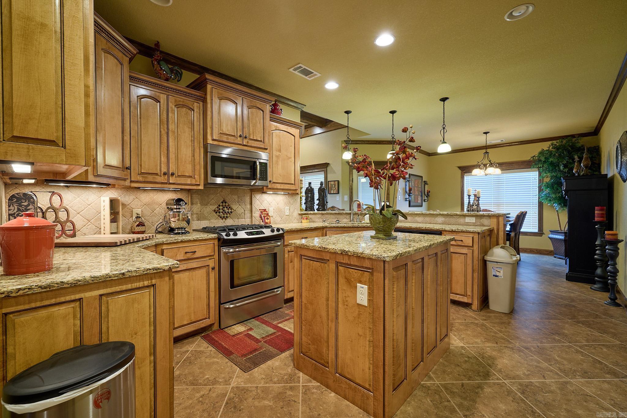 6220 Pierce Manse Loop