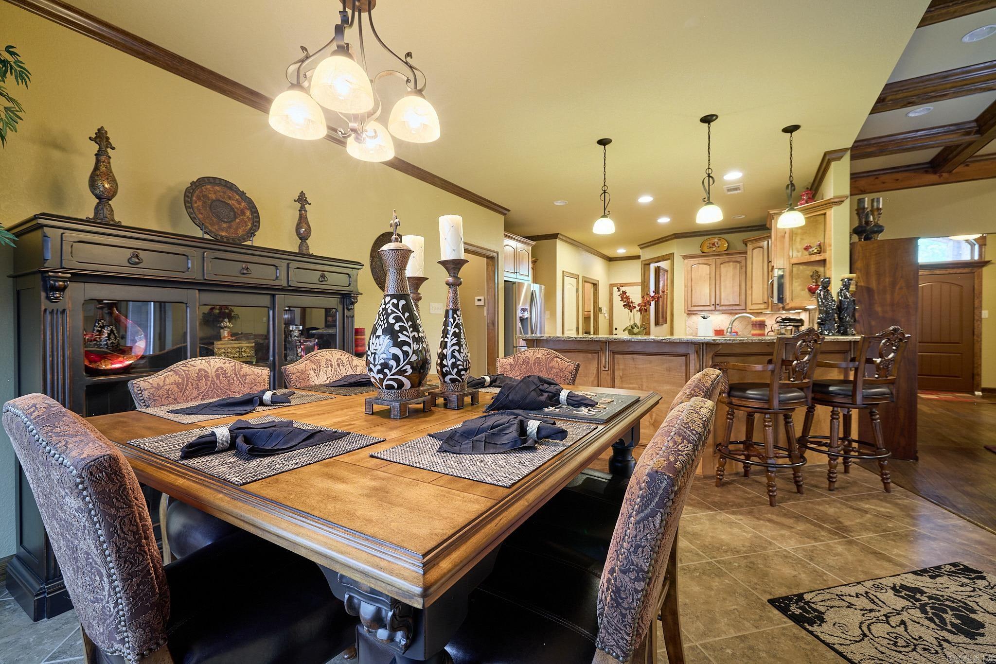 6220 Pierce Manse Loop