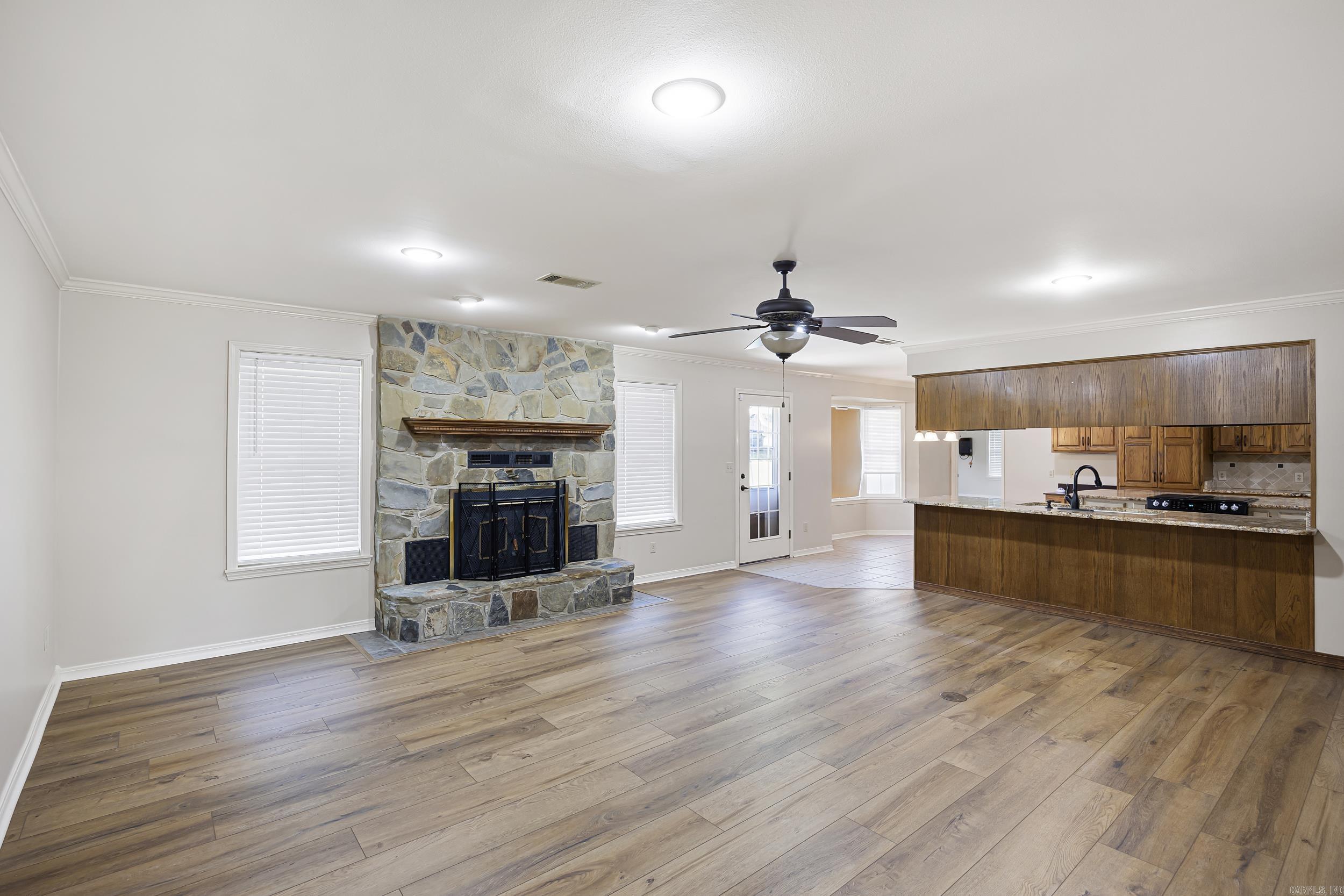 2916 Highland Dr