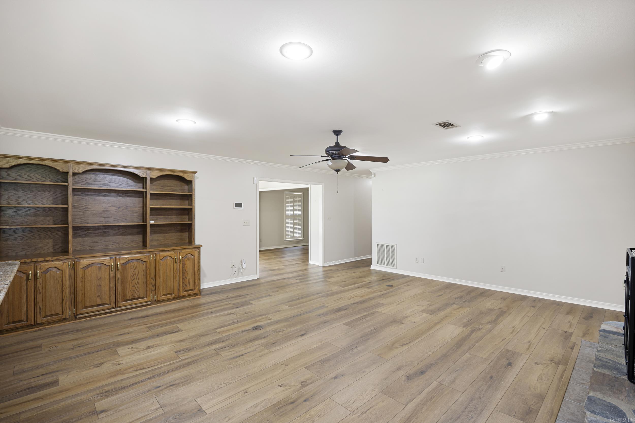 2916 Highland Dr