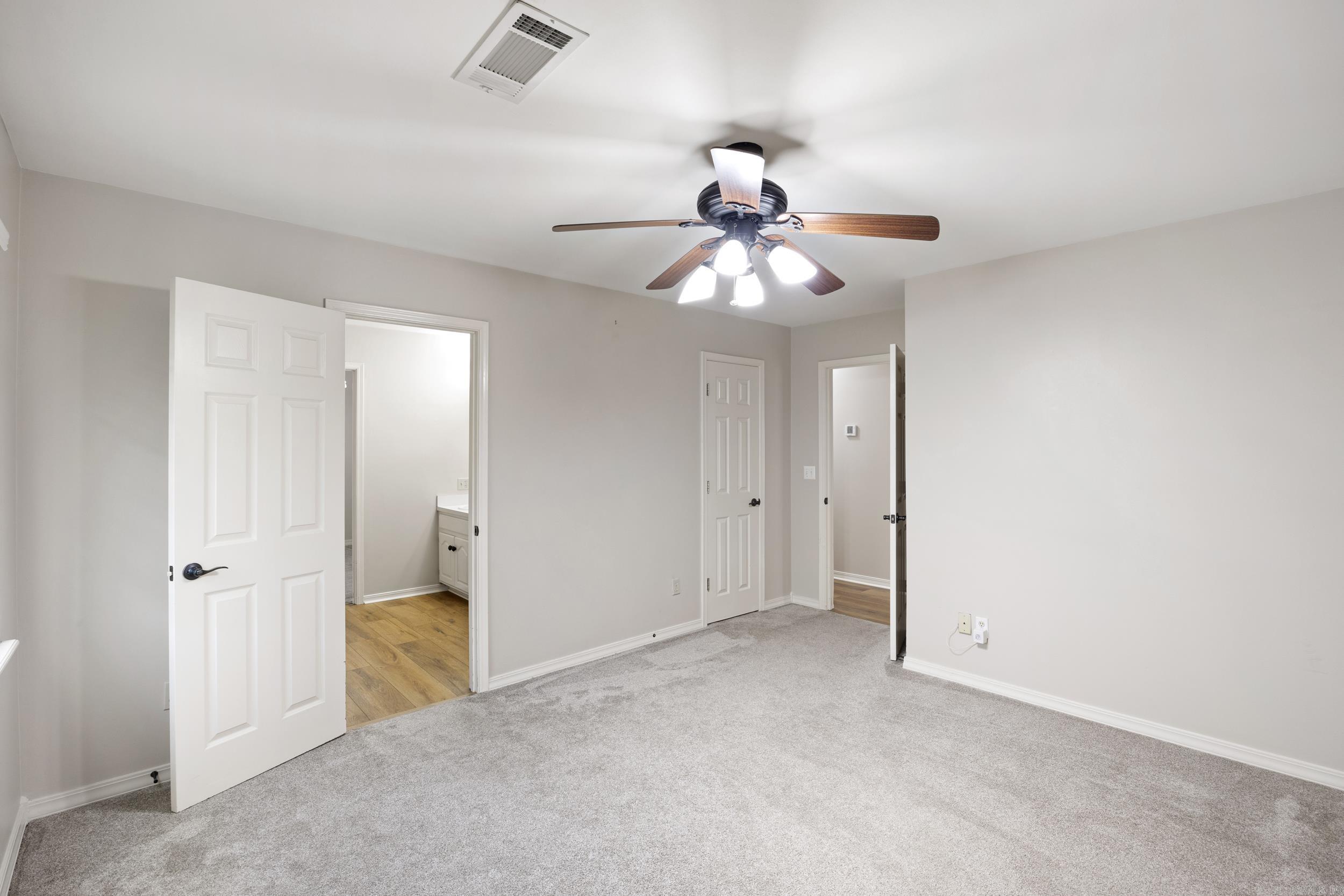 2916 Highland Dr