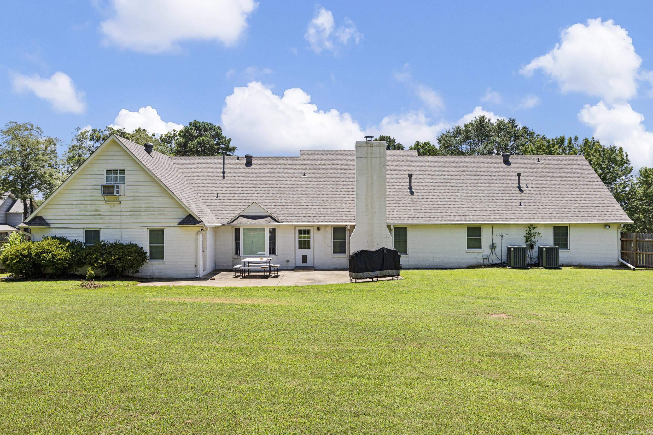 2916 Highland Dr