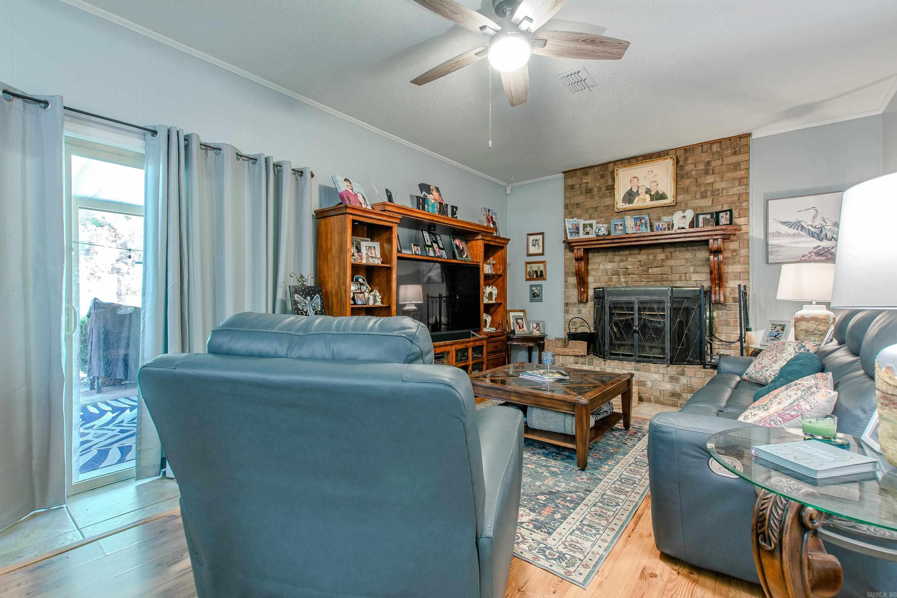 7014 Red Oak Drive