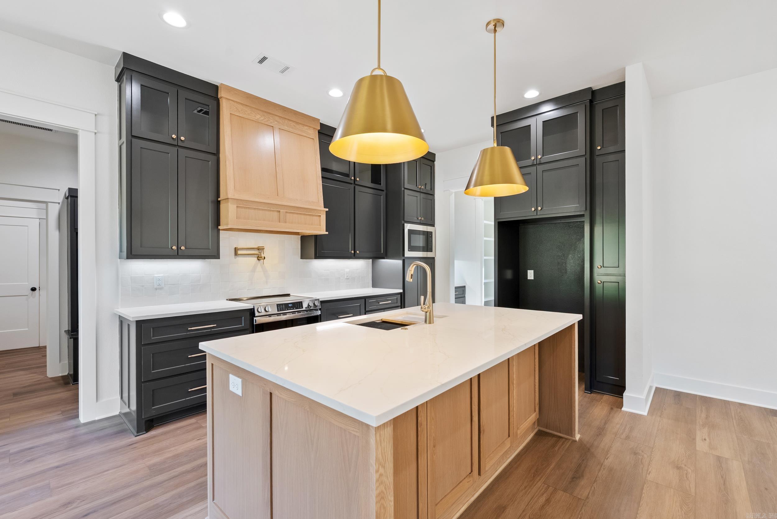 15 Cardin Cove