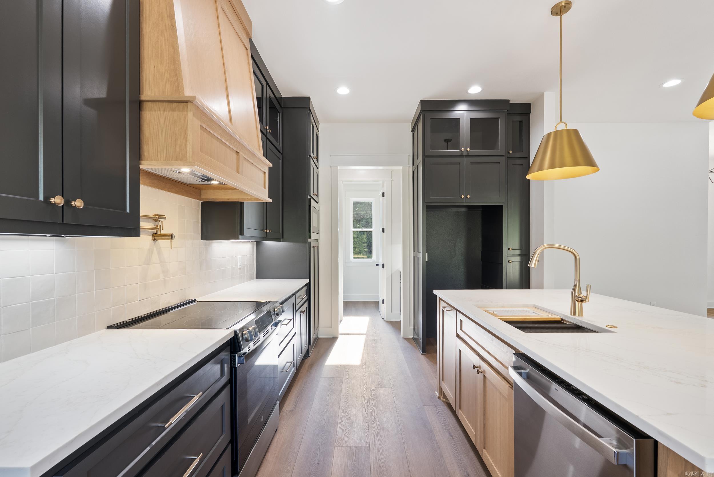 15 Cardin Cove