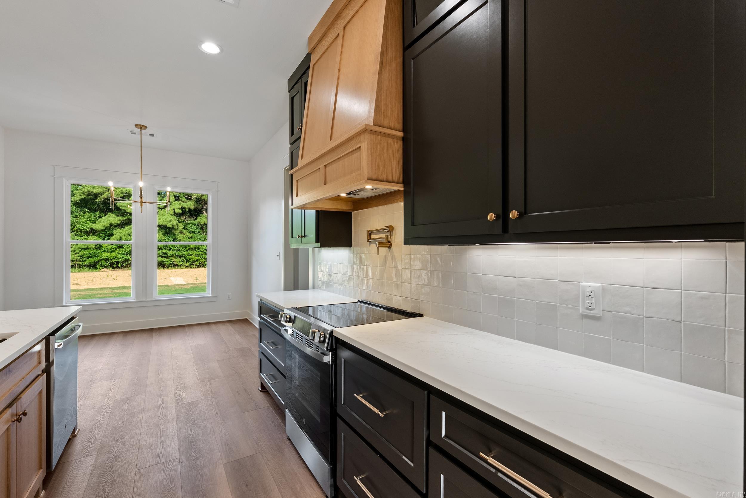 15 Cardin Cove
