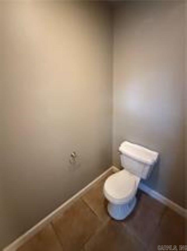 216 Ashbrook Ln