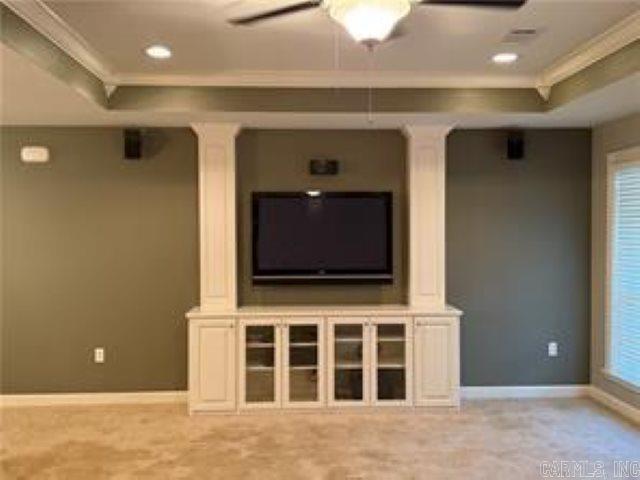216 Ashbrook Ln