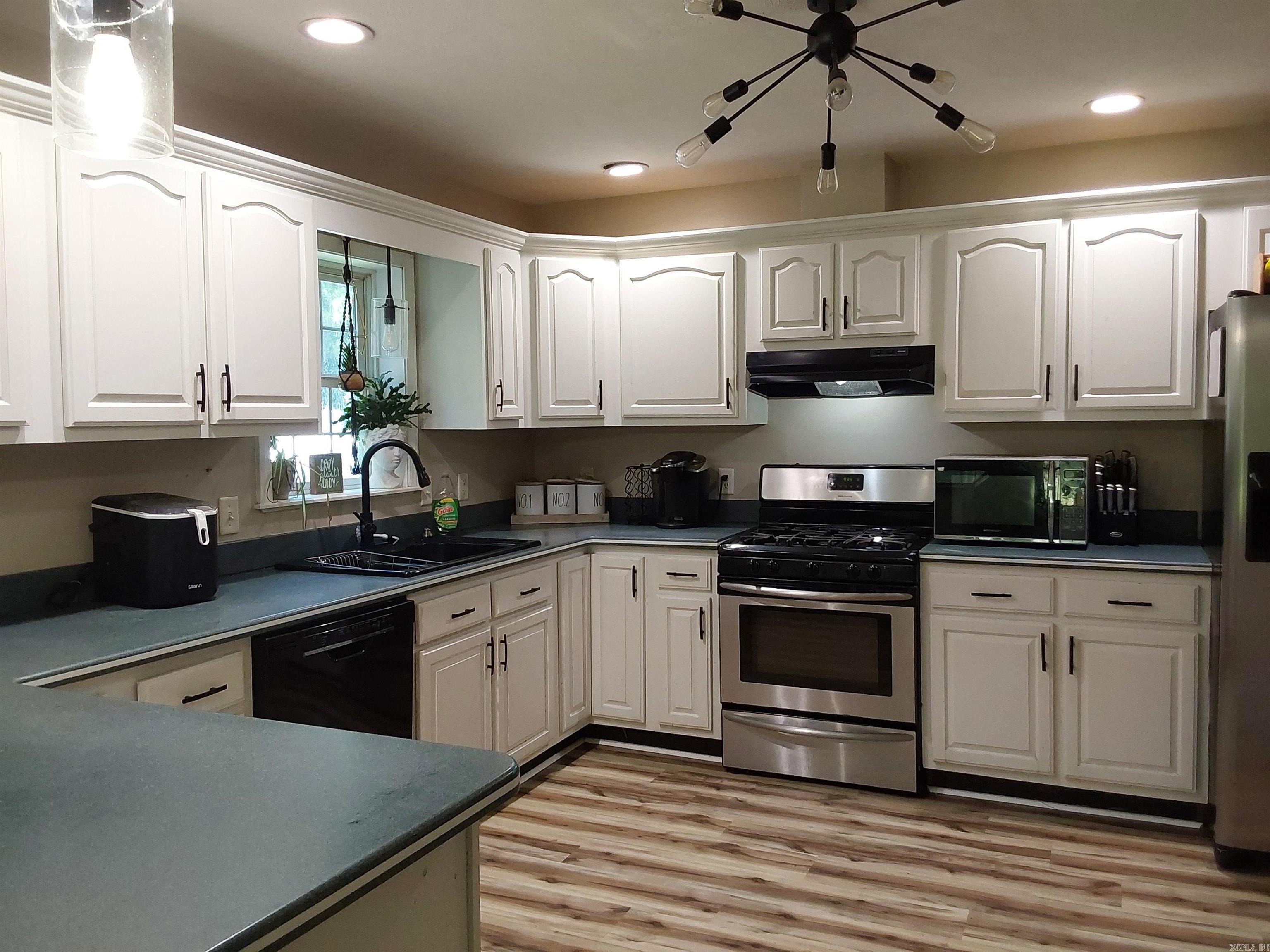 9807 Kling Valley Drive