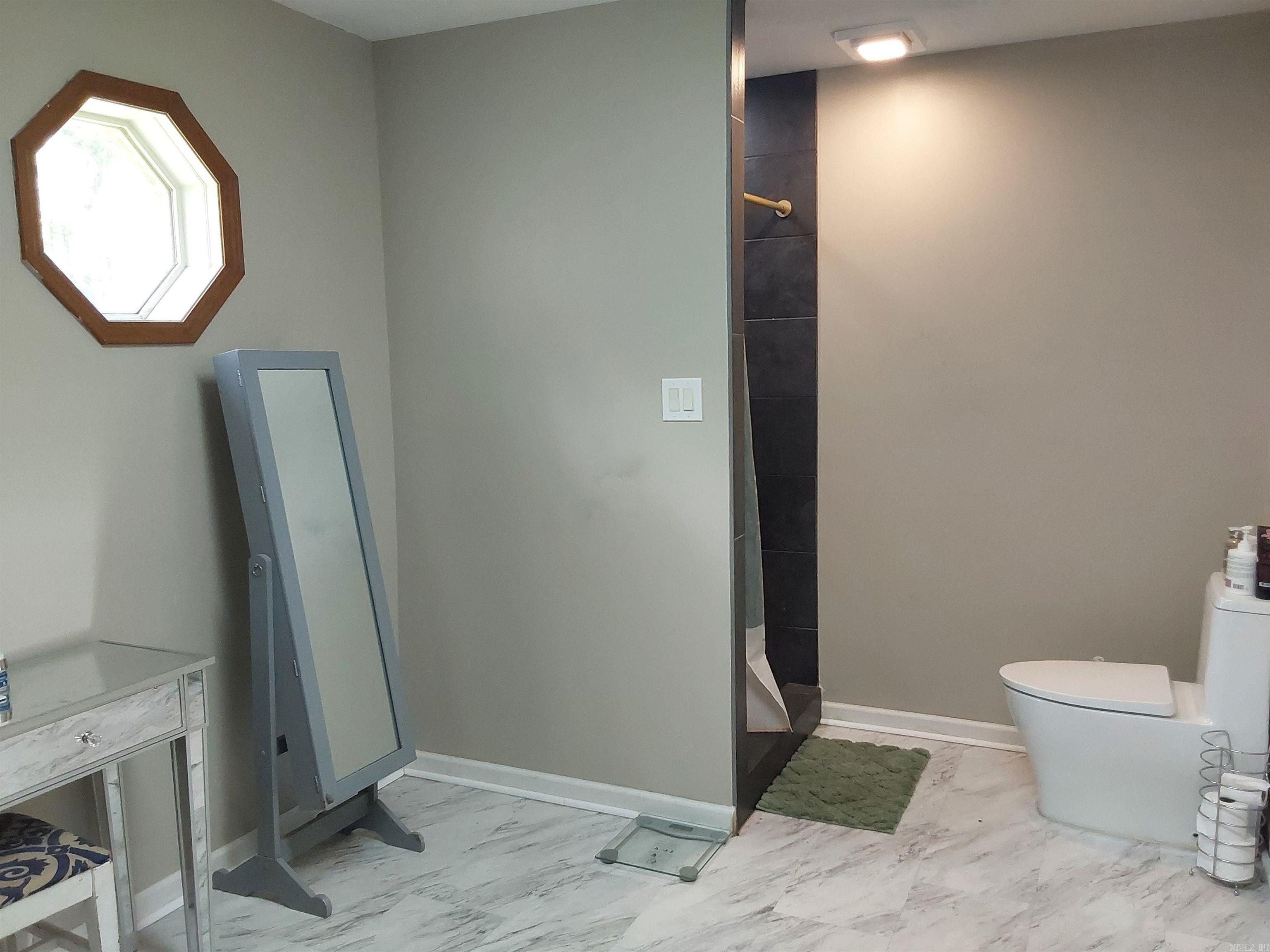 9807 Kling Valley Drive