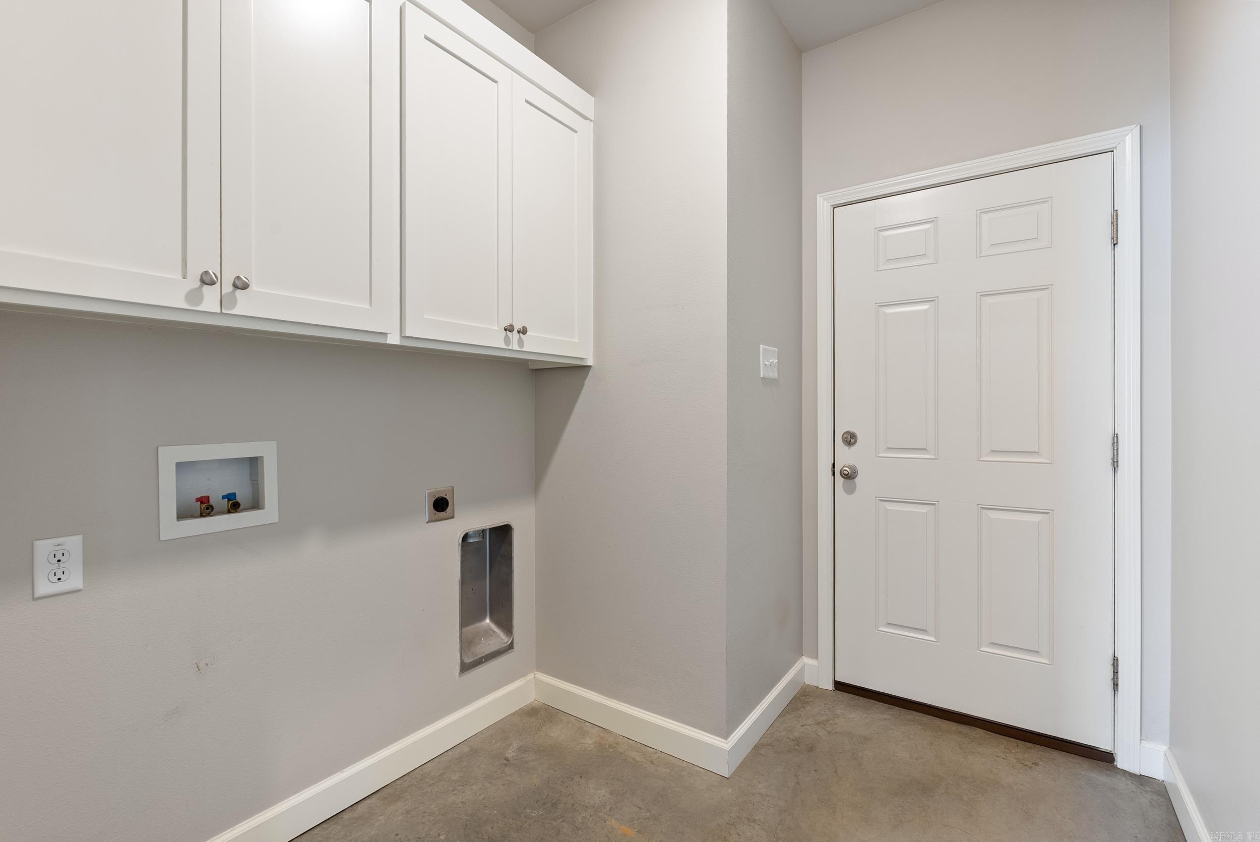 1545 CHERRY BARK DRIVE