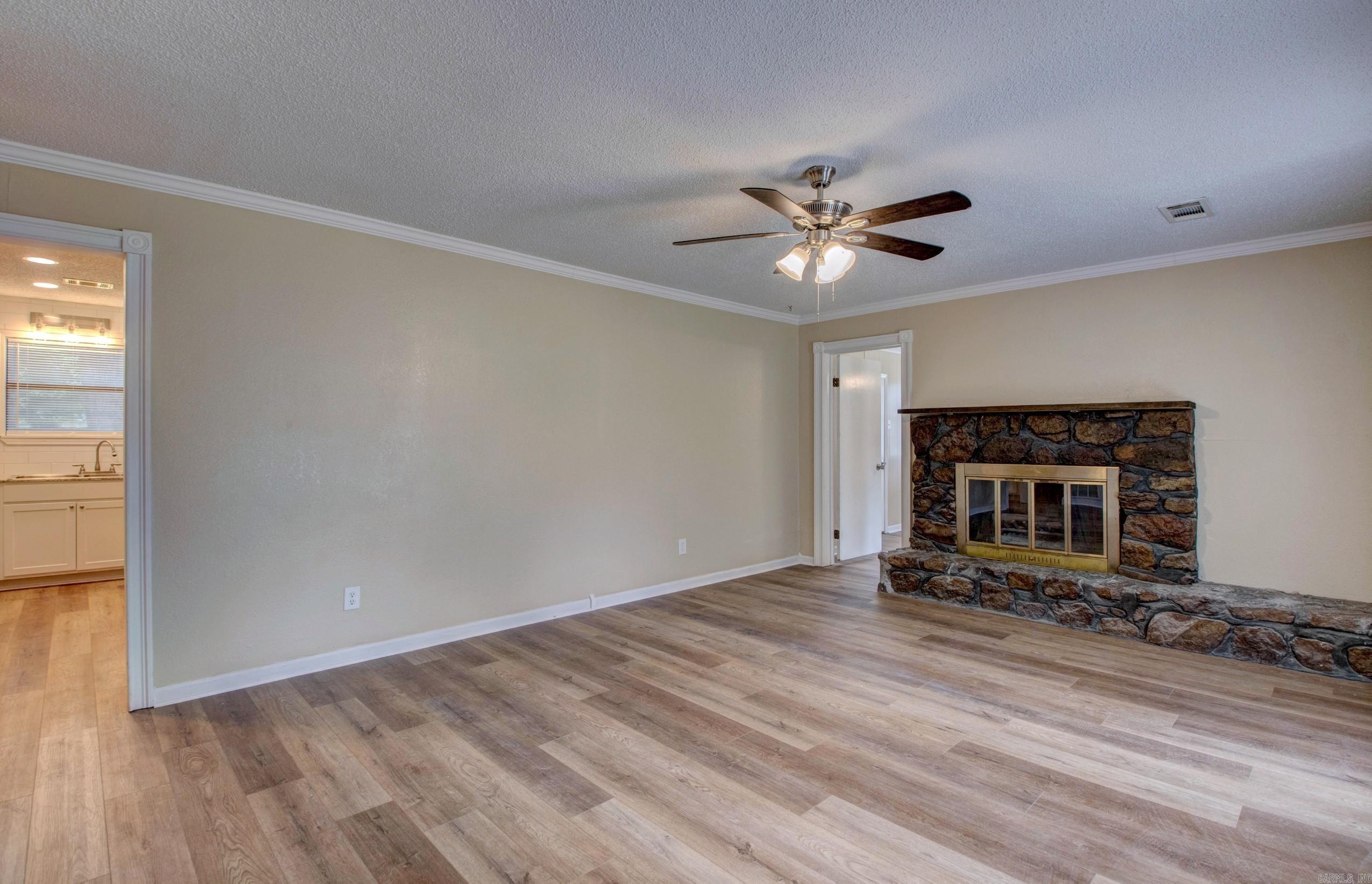 30 Pheasant Run Drive