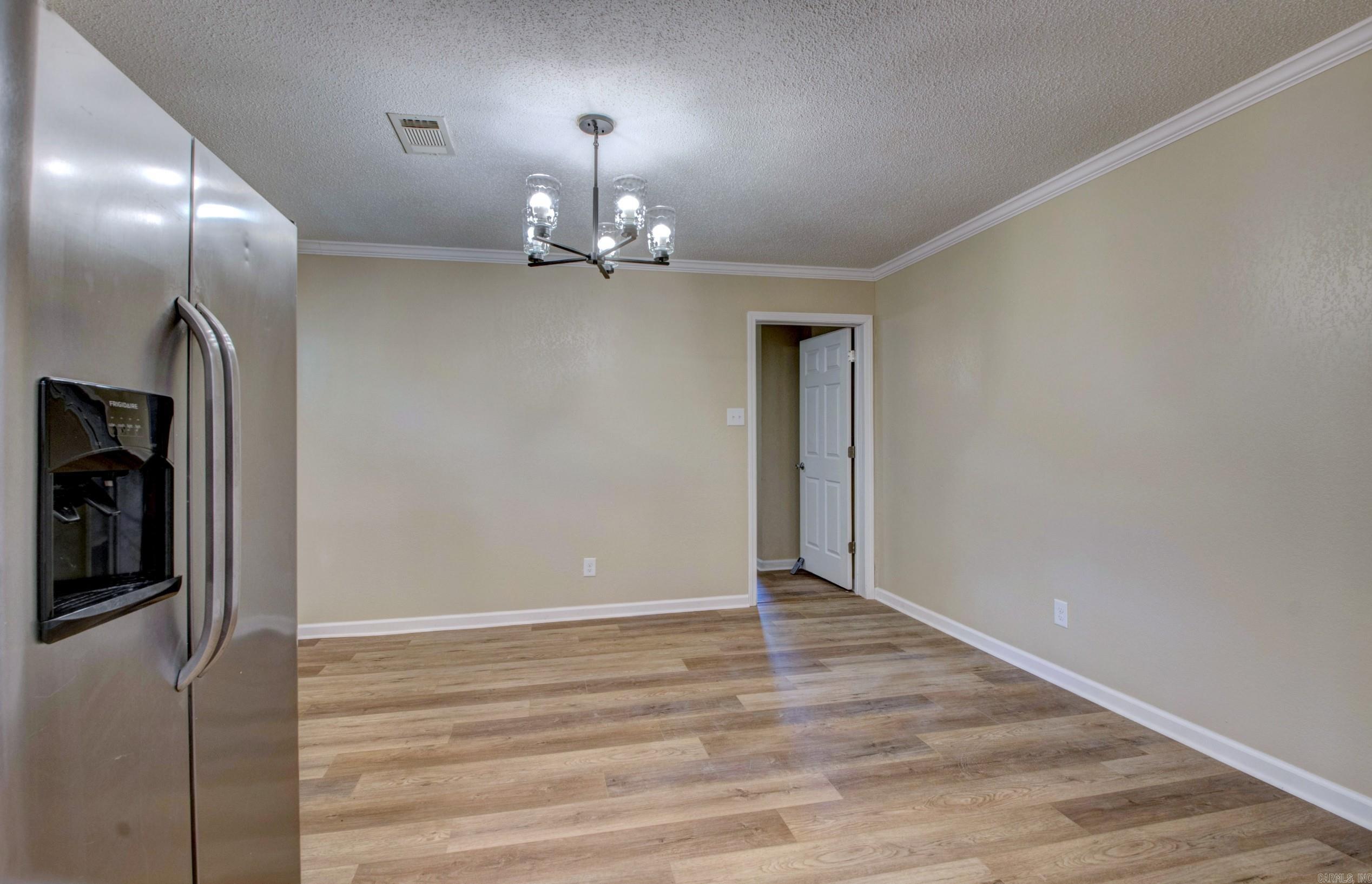 30 Pheasant Run Drive