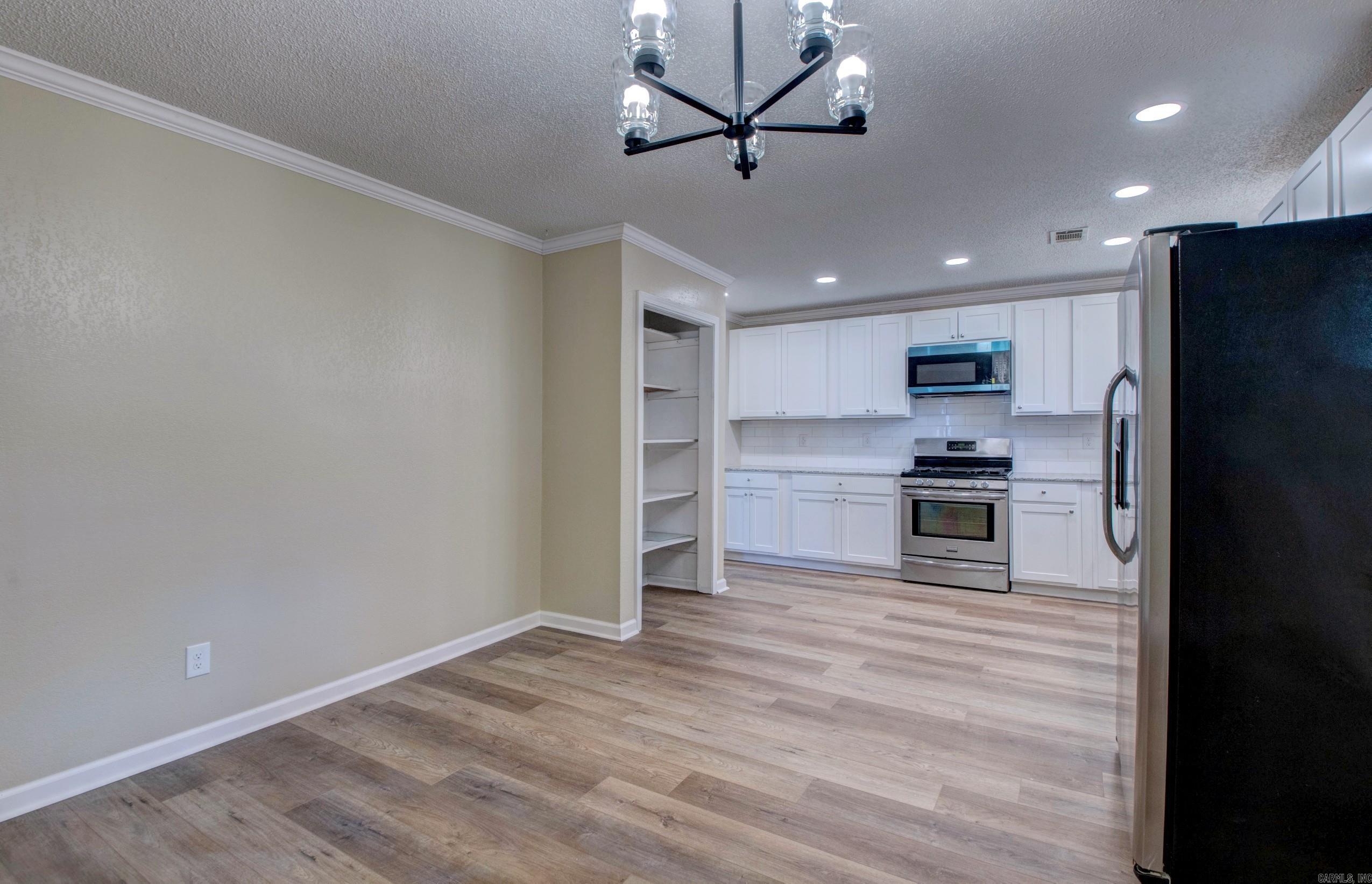 30 Pheasant Run Drive