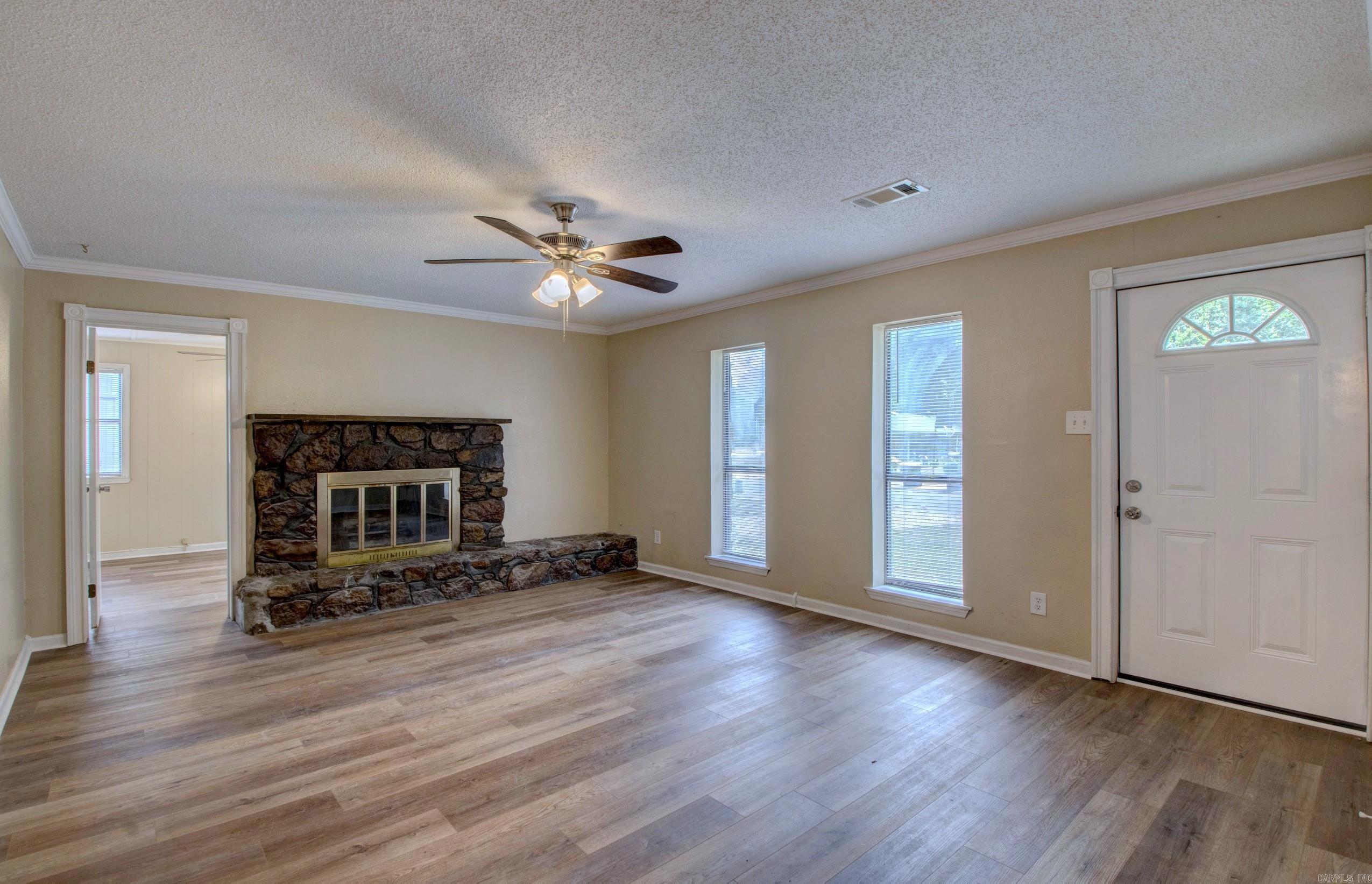 30 Pheasant Run Drive