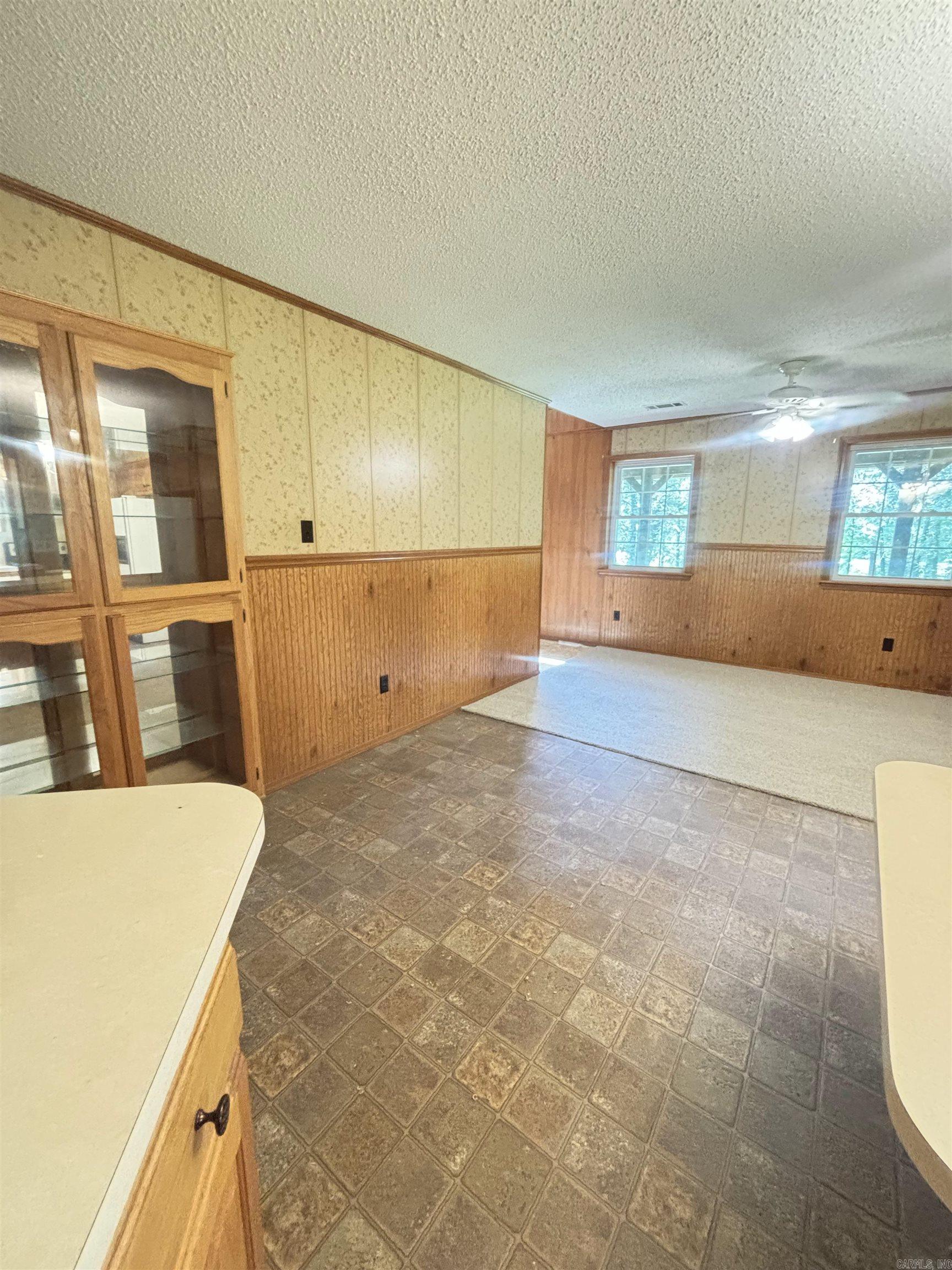 13 Artesian Well Road