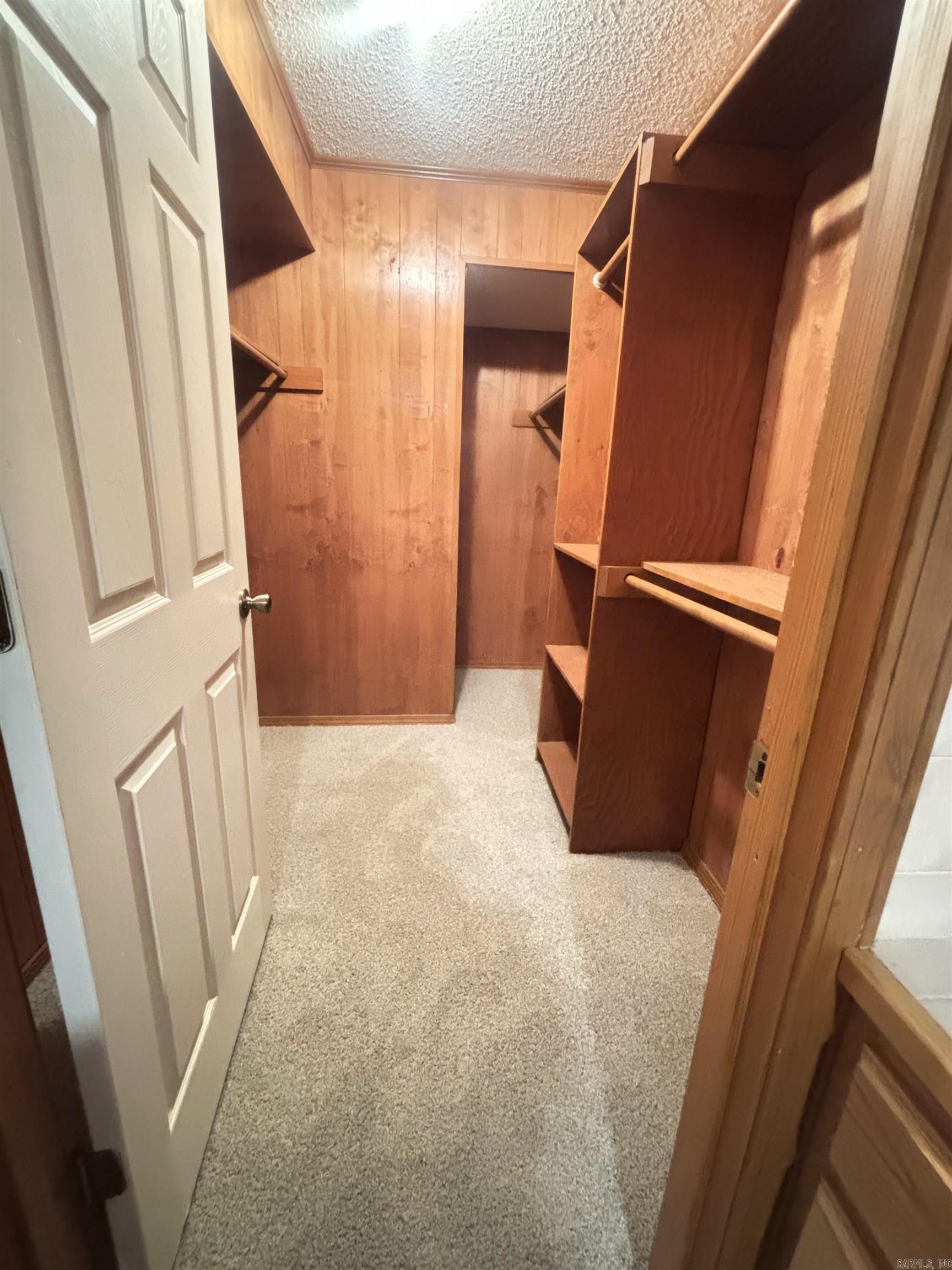 13 Artesian Well Road