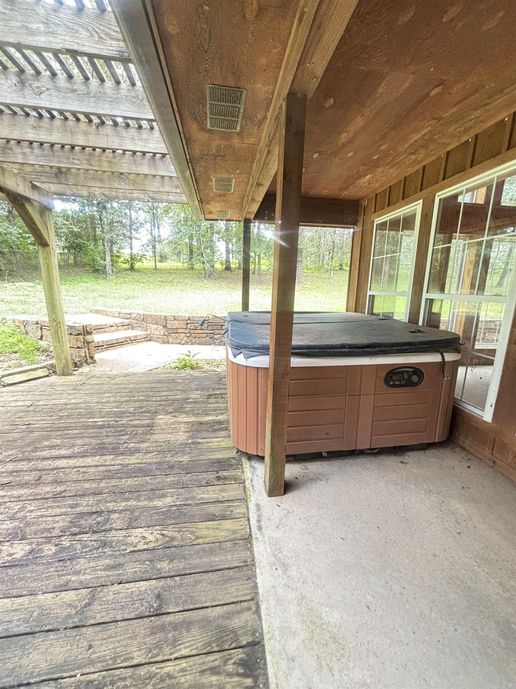 13 Artesian Well Road