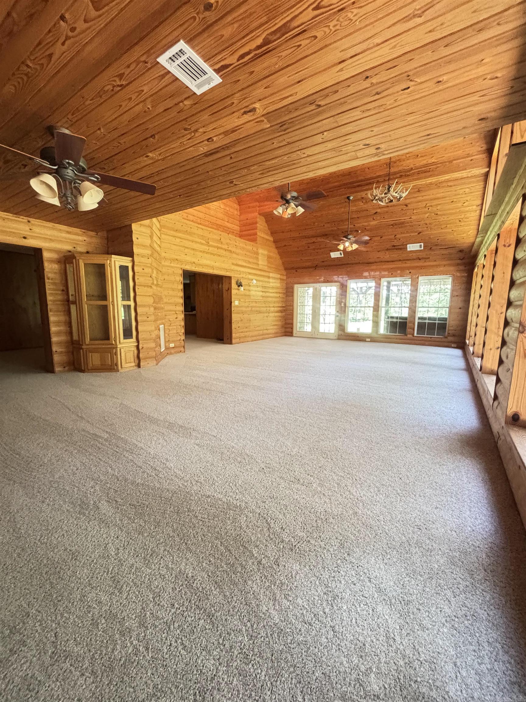 13 Artesian Well Road